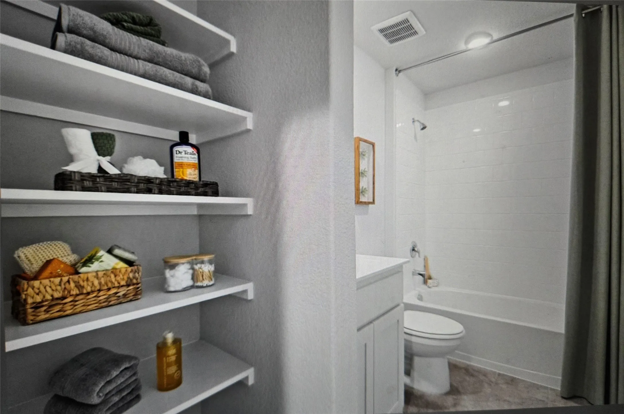 Single Family Residence For Sale in Johnson County , 1517 Central Park Drive, Alvarado, Texas 76009, 4 Bedroom, 2 Bathroom, 1 Garage spaces, 1,875 Sqft, built in 2024, mls#21372915, Real Estate Agent in Alvarado, Homes For Sale in Johnson county, Homes For Sale in Alvarado, Realtor in Alvarado Texas, Real Estate Brokerage Independent Realty Texas, Luminita Cordes Realtor