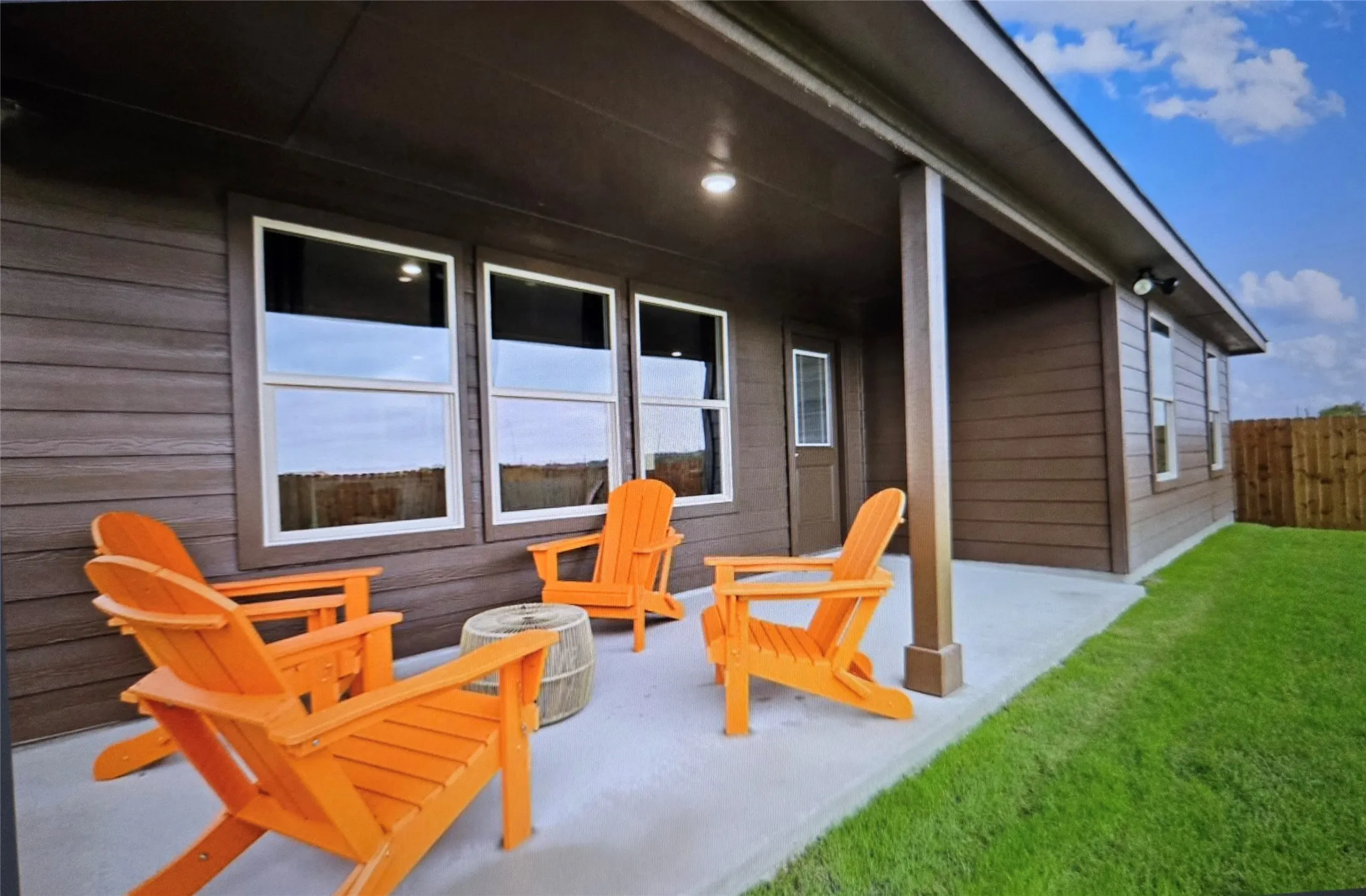 Single Family Residence For Sale in Johnson County , 1517 Central Park Drive, Alvarado, Texas 76009, 4 Bedroom, 2 Bathroom, 1 Garage spaces, 1,875 Sqft, built in 2024, mls#21372915, Real Estate Agent in Alvarado, Homes For Sale in Johnson county, Homes For Sale in Alvarado, Realtor in Alvarado Texas, Real Estate Brokerage Independent Realty Texas, Luminita Cordes Realtor