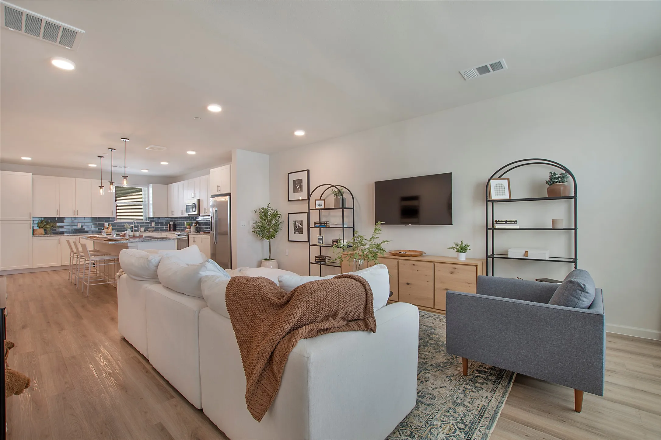 Townhouse For Rent in Collin County , 2100 Legacy Drive 703, Plano, Texas 75023, 3 Bedroom, 4 Bathroom, 2 Garage spaces, 1,897 Sqft, built in 2023, mls#21372912, Real Estate Agent in Plano, Homes For Rent in Collin county, Homes For Rent in Plano, Realtor in Plano Texas, Real Estate Brokerage Independent Realty Texas, Luminita Cordes Realtor