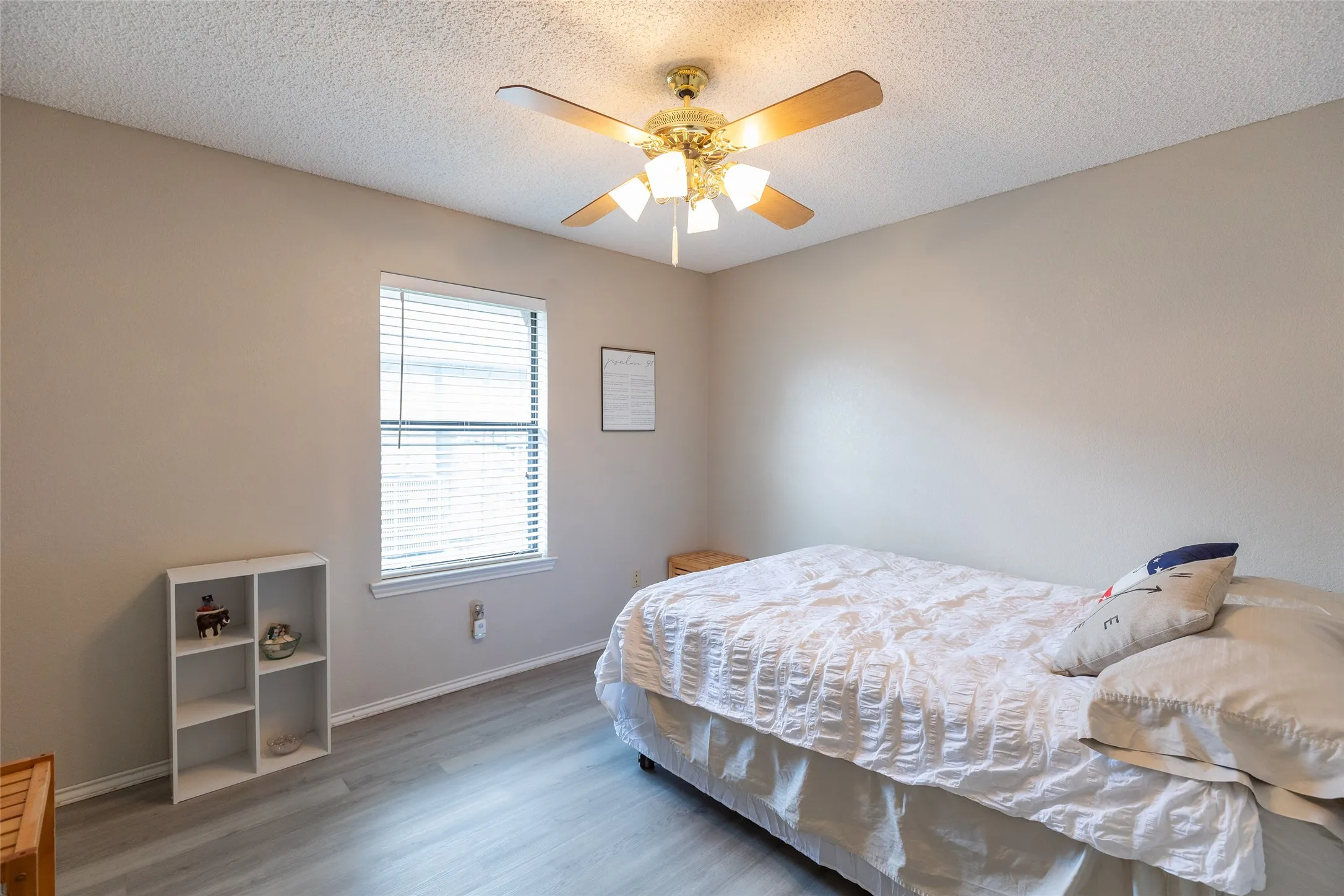 Single Family Residence For Sale in Taylor County , 2901 Oak Ridge Court, Abilene, Texas 79606, 3 Bedroom, 2 Bathroom, 2 Garage spaces, 1,532 Sqft, built in 1986, mls#21372927, Real Estate Agent in Abilene, Homes For Sale in Taylor county, Homes For Sale in Abilene, Realtor in Abilene Texas, Real Estate Brokerage Independent Realty Texas, Luminita Cordes Realtor
