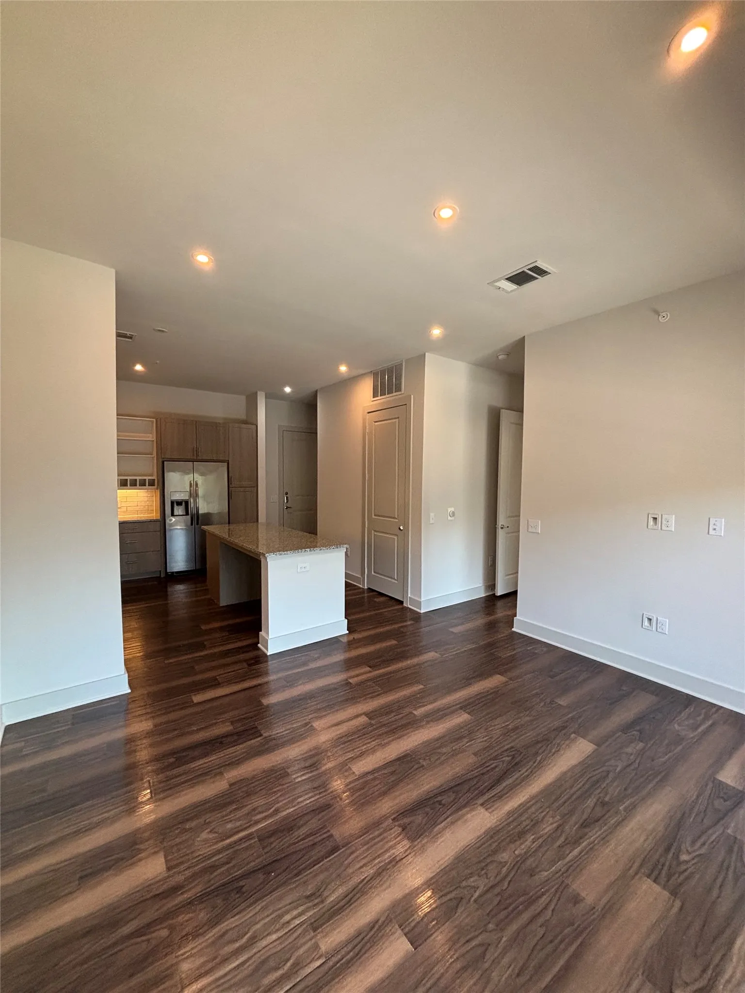 Apartment For Rent in Collin County , 6303 Frisco Square Boulevard 279, Frisco, Texas 75034, 1 Bedroom, 1 Bathroom, 1 Garage spaces, 743 Sqft, built in 2020, mls#21372928, Real Estate Agent in Frisco, Homes For Rent in Collin county, Homes For Rent in Frisco, Realtor in Frisco Texas, Real Estate Brokerage Independent Realty Texas, Luminita Cordes Realtor