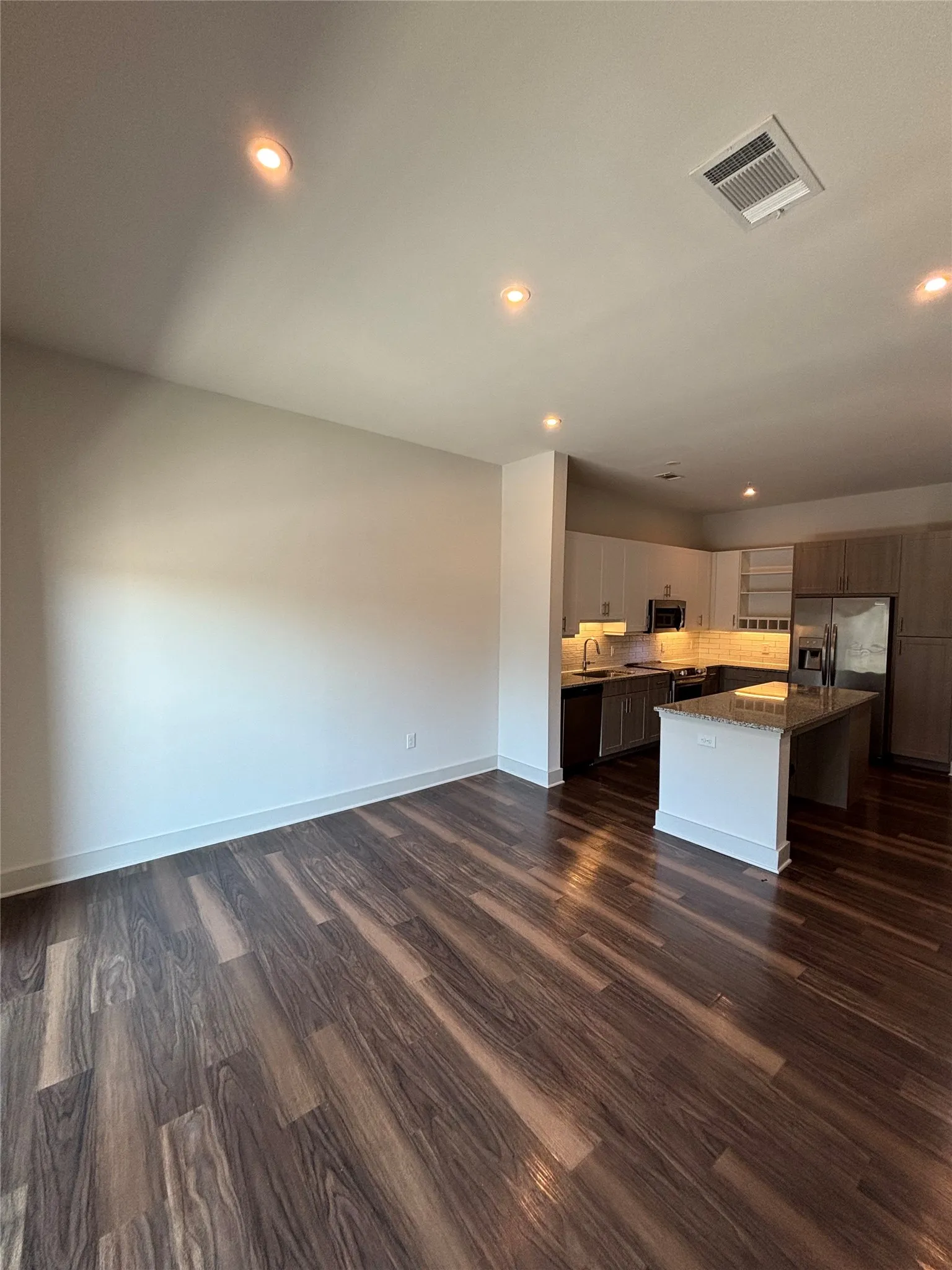 Apartment For Rent in Collin County , 6303 Frisco Square Boulevard 279, Frisco, Texas 75034, 1 Bedroom, 1 Bathroom, 1 Garage spaces, 743 Sqft, built in 2020, mls#21372928, Real Estate Agent in Frisco, Homes For Rent in Collin county, Homes For Rent in Frisco, Realtor in Frisco Texas, Real Estate Brokerage Independent Realty Texas, Luminita Cordes Realtor