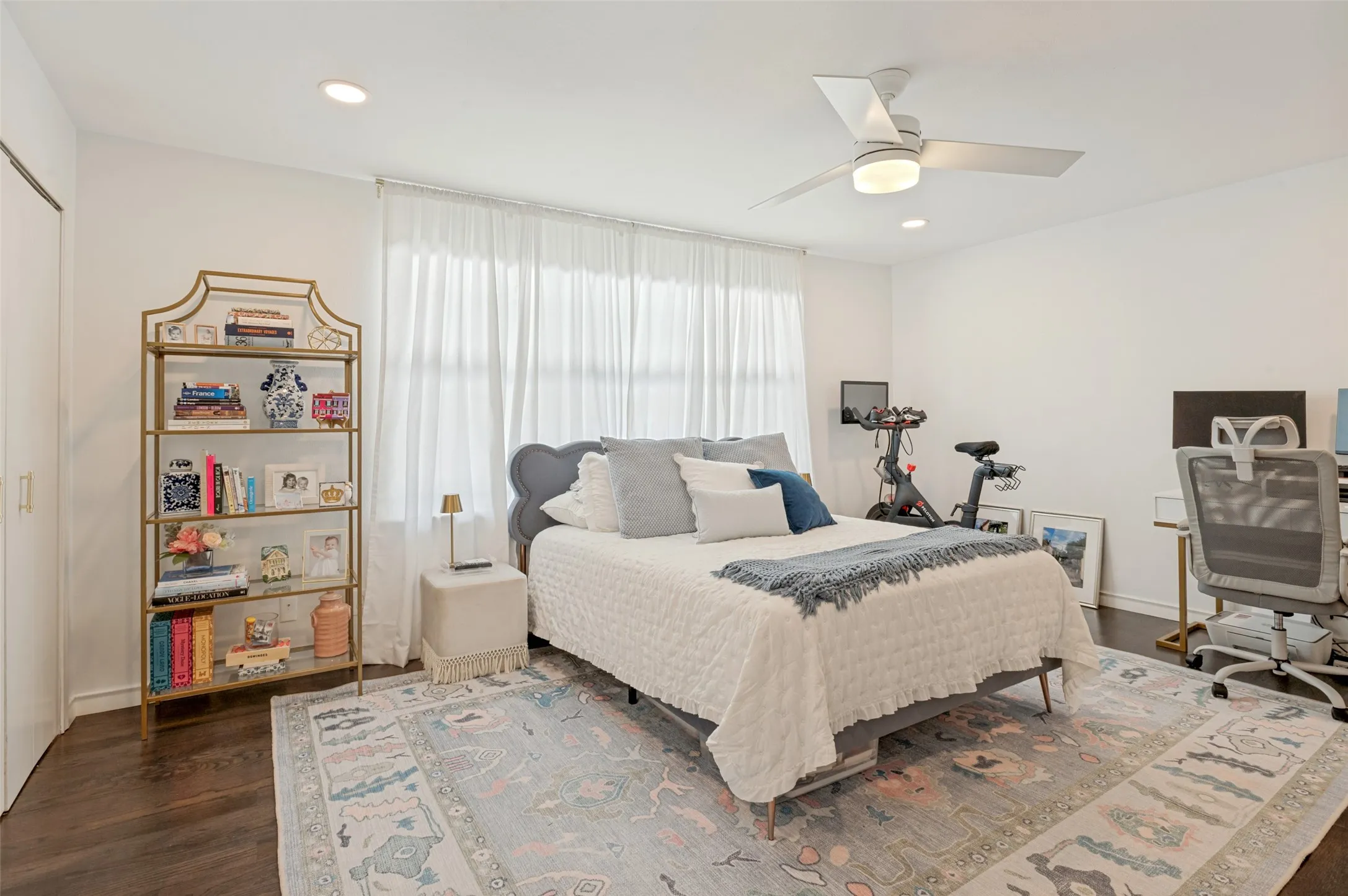 Condominium For Sale in Dallas County , 6234 Bandera Avenue D, Dallas, Texas 75225, 2 Bedroom, 3 Bathroom, Garage spaces, 1,594 Sqft, built in 1958, mls#21372882, Real Estate Agent in Dallas, Homes For Sale in Dallas county, Homes For Sale in Dallas, Realtor in Dallas Texas, Real Estate Brokerage Independent Realty Texas, Luminita Cordes Realtor