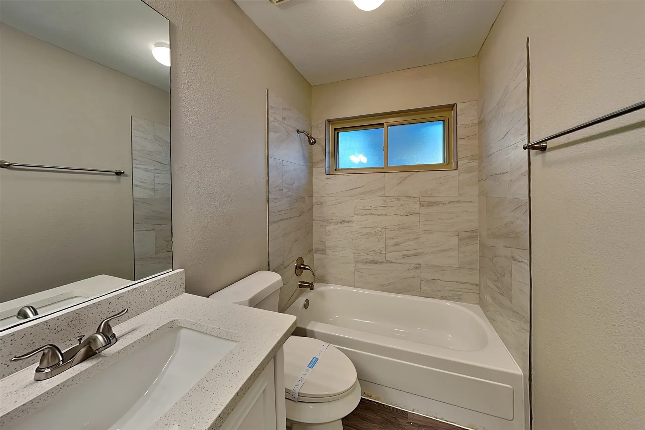 Single Family Residence For Rent in Denton County , 2613 Forestview Drive, Corinth, Texas 76210, 3 Bedroom, 2 Bathroom, 2 Garage spaces, 1,515 Sqft, built in 1986, mls#21372939, Real Estate Agent in Corinth, Homes For Rent in Denton county, Homes For Rent in Corinth, Realtor in Corinth Texas, Real Estate Brokerage Independent Realty Texas, Luminita Cordes Realtor