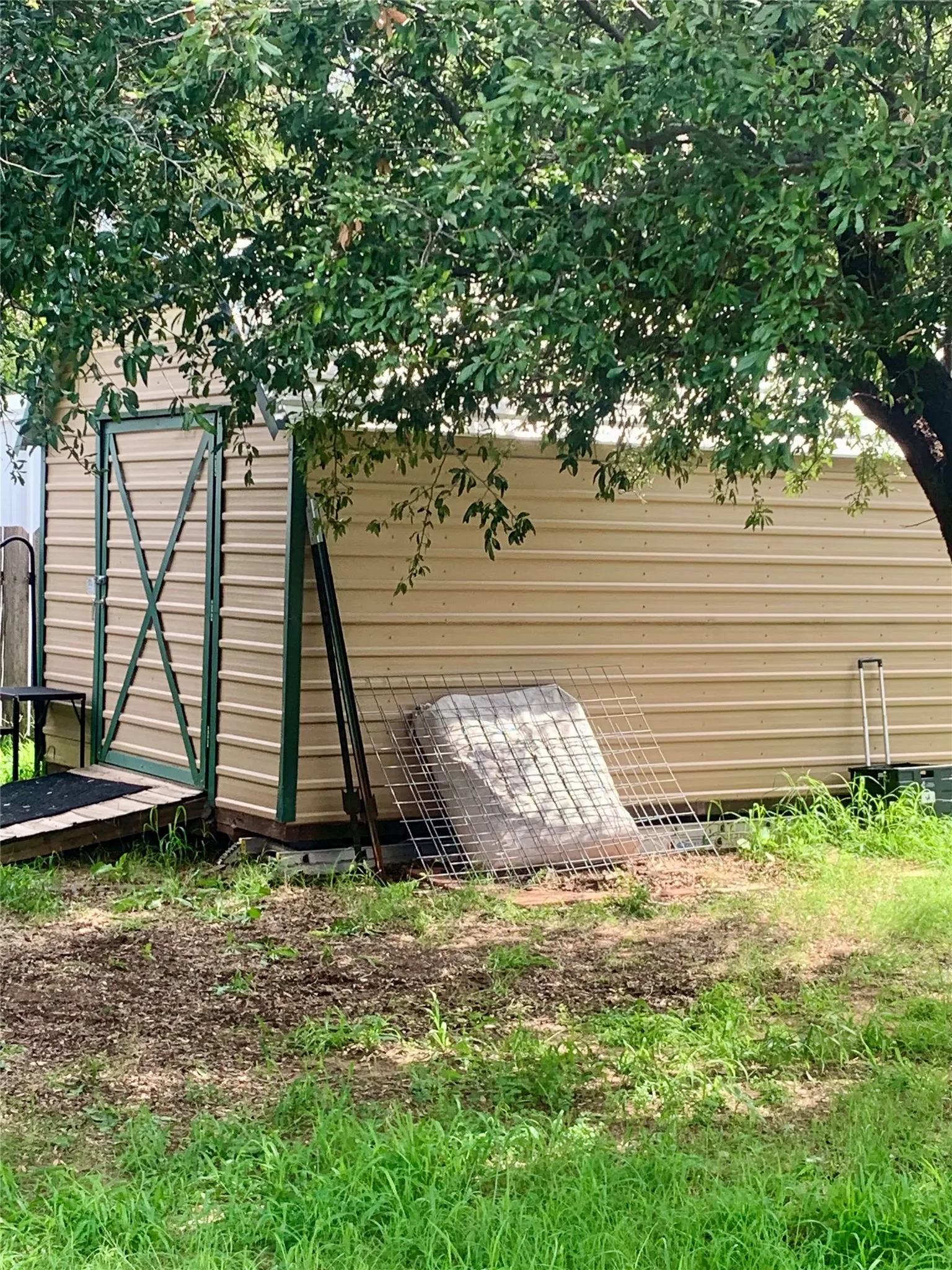 Single Family Residence For Sale in Baylor County , 1209 Park Street N, Seymour, Texas 76380, 3 Bedroom, 2 Bathroom, 2 Garage spaces, 1,558 Sqft, built in 1981, mls#21372931, Real Estate Agent in Seymour, Homes For Sale in Baylor county, Homes For Sale in Seymour, Realtor in Seymour Texas, Real Estate Brokerage Independent Realty Texas, Luminita Cordes Realtor