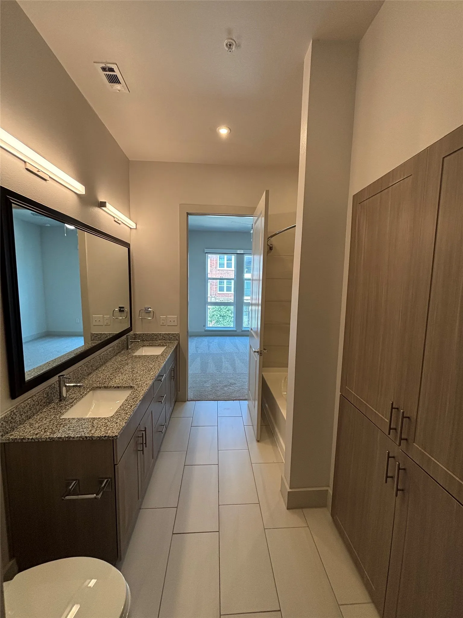 Apartment For Rent in Collin County , 6303 Frisco Square Boulevard 240, Frisco, Texas 75034, 2 Bedroom, 2 Bathroom, 2 Garage spaces, 1,472 Sqft, built in 2020, mls#21372944, Real Estate Agent in Frisco, Homes For Rent in Collin county, Homes For Rent in Frisco, Realtor in Frisco Texas, Real Estate Brokerage Independent Realty Texas, Luminita Cordes Realtor