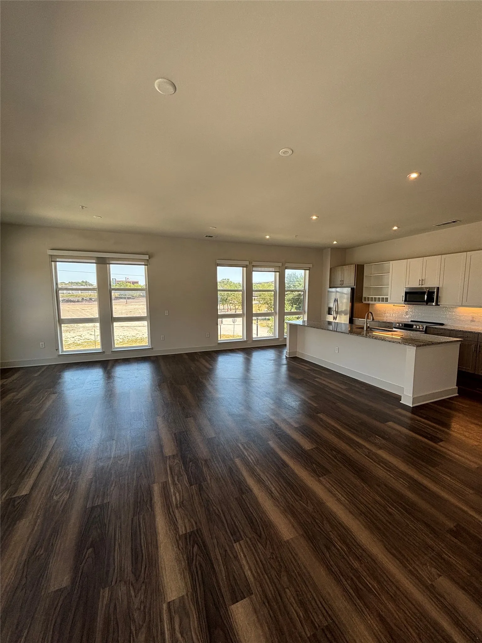 Apartment For Rent in Collin County , 6303 Frisco Square Boulevard 240, Frisco, Texas 75034, 2 Bedroom, 2 Bathroom, 2 Garage spaces, 1,472 Sqft, built in 2020, mls#21372944, Real Estate Agent in Frisco, Homes For Rent in Collin county, Homes For Rent in Frisco, Realtor in Frisco Texas, Real Estate Brokerage Independent Realty Texas, Luminita Cordes Realtor