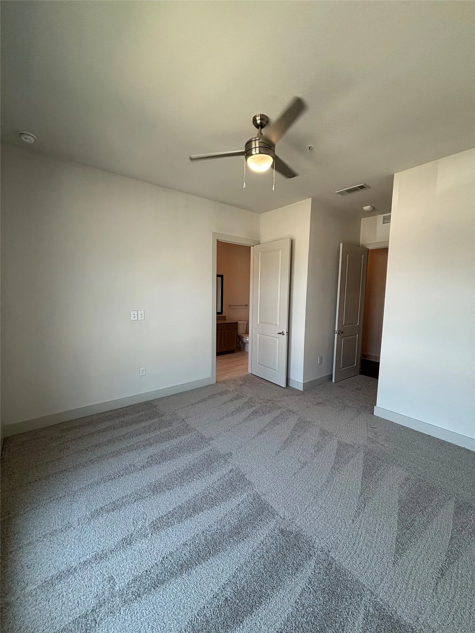 Apartment For Rent in Collin County , 6303 Frisco Square Boulevard 240, Frisco, Texas 75034, 2 Bedroom, 2 Bathroom, 2 Garage spaces, 1,472 Sqft, built in 2020, mls#21372944, Real Estate Agent in Frisco, Homes For Rent in Collin county, Homes For Rent in Frisco, Realtor in Frisco Texas, Real Estate Brokerage Independent Realty Texas, Luminita Cordes Realtor