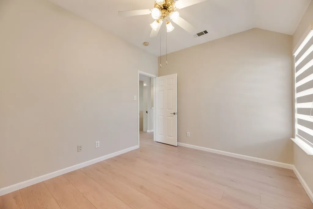 Single Family Residence For Sale in Collin County , 4341 Palmdale Drive, Plano, Texas 75024, 4 Bedroom, 3 Bathroom, 2 Garage spaces, 2,583 Sqft, built in 1996, mls#21372945, Real Estate Agent in Plano, Homes For Sale in Collin county, Homes For Sale in Plano, Realtor in Plano Texas, Real Estate Brokerage Independent Realty Texas, Luminita Cordes Realtor