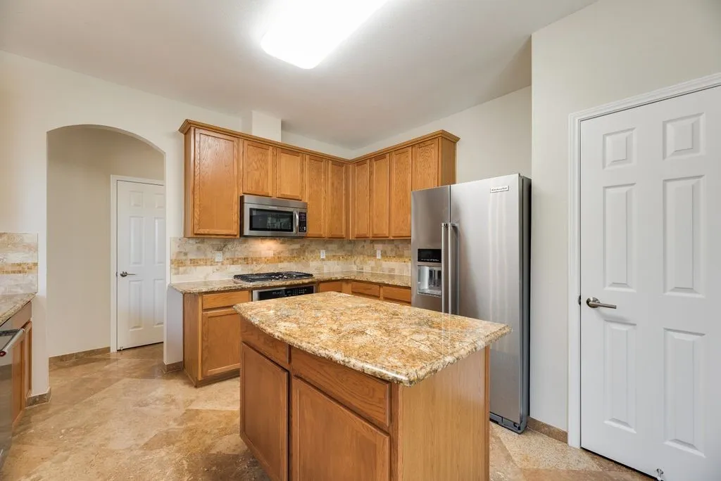 Single Family Residence For Sale in Collin County , 4341 Palmdale Drive, Plano, Texas 75024, 4 Bedroom, 3 Bathroom, 2 Garage spaces, 2,583 Sqft, built in 1996, mls#21372945, Real Estate Agent in Plano, Homes For Sale in Collin county, Homes For Sale in Plano, Realtor in Plano Texas, Real Estate Brokerage Independent Realty Texas, Luminita Cordes Realtor