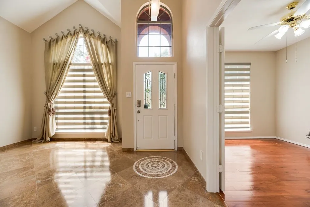 Single Family Residence For Sale in Collin County , 4341 Palmdale Drive, Plano, Texas 75024, 4 Bedroom, 3 Bathroom, 2 Garage spaces, 2,583 Sqft, built in 1996, mls#21372945, Real Estate Agent in Plano, Homes For Sale in Collin county, Homes For Sale in Plano, Realtor in Plano Texas, Real Estate Brokerage Independent Realty Texas, Luminita Cordes Realtor