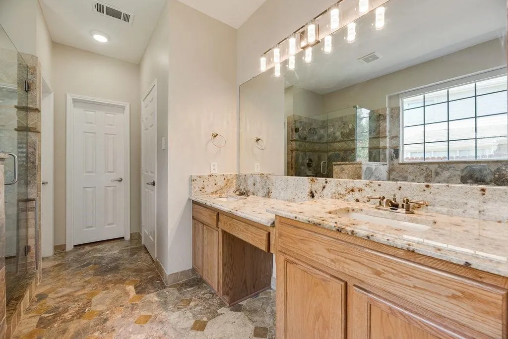 Single Family Residence For Sale in Collin County , 4341 Palmdale Drive, Plano, Texas 75024, 4 Bedroom, 3 Bathroom, 2 Garage spaces, 2,583 Sqft, built in 1996, mls#21372945, Real Estate Agent in Plano, Homes For Sale in Collin county, Homes For Sale in Plano, Realtor in Plano Texas, Real Estate Brokerage Independent Realty Texas, Luminita Cordes Realtor