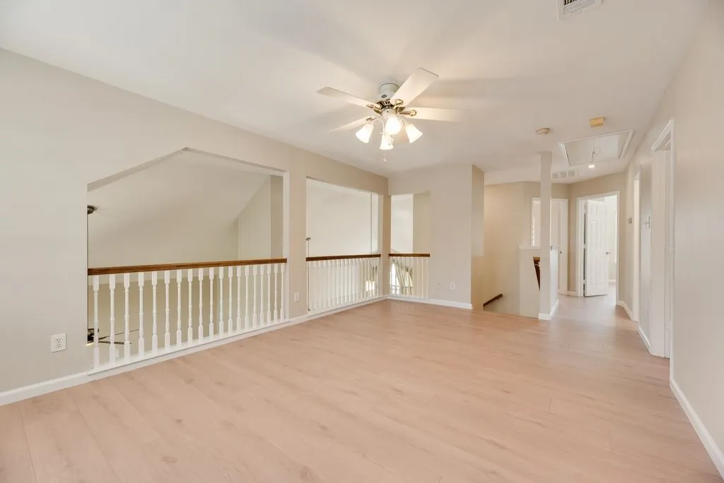 Single Family Residence For Sale in Collin County , 4341 Palmdale Drive, Plano, Texas 75024, 4 Bedroom, 3 Bathroom, 2 Garage spaces, 2,583 Sqft, built in 1996, mls#21372945, Real Estate Agent in Plano, Homes For Sale in Collin county, Homes For Sale in Plano, Realtor in Plano Texas, Real Estate Brokerage Independent Realty Texas, Luminita Cordes Realtor