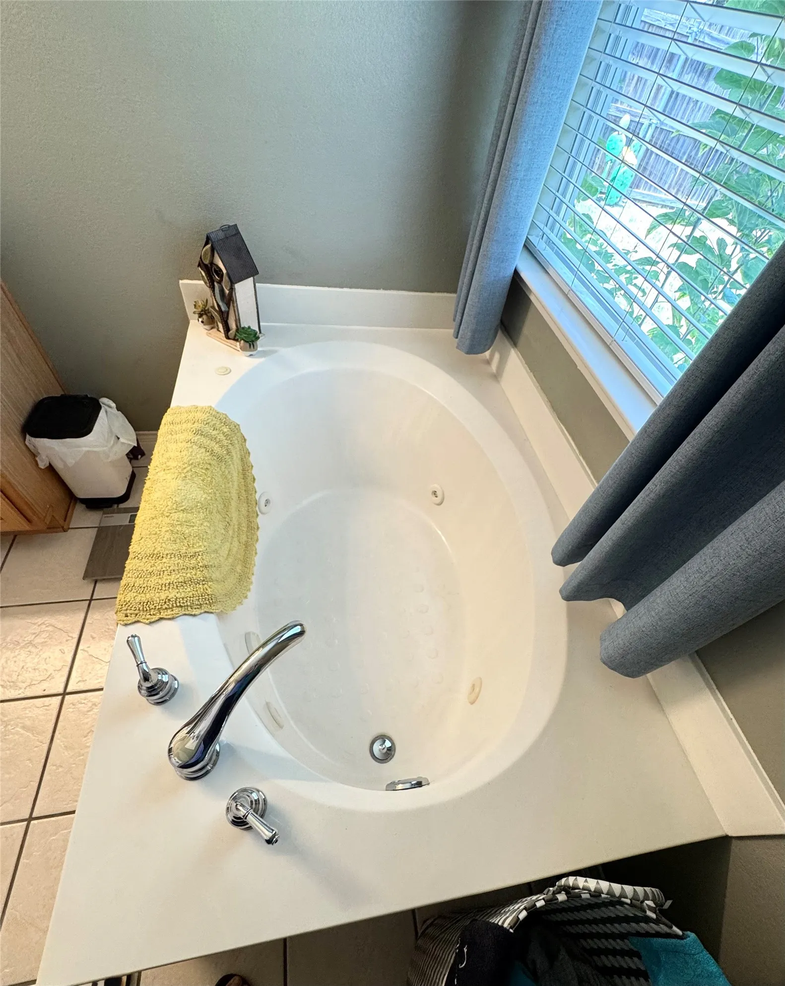 Single Family Residence For Rent in Collin County , 5512 Vineyard Lane, Mc Kinney, Texas 75070, 3 Bedroom, 2 Bathroom, 2 Garage spaces, 1,763 Sqft, built in 2001, mls#21372922, Real Estate Agent in Mc Kinney, Homes For Rent in Collin county, Homes For Rent in Mc Kinney, Realtor in Mc Kinney Texas, Real Estate Brokerage Independent Realty Texas, Luminita Cordes Realtor