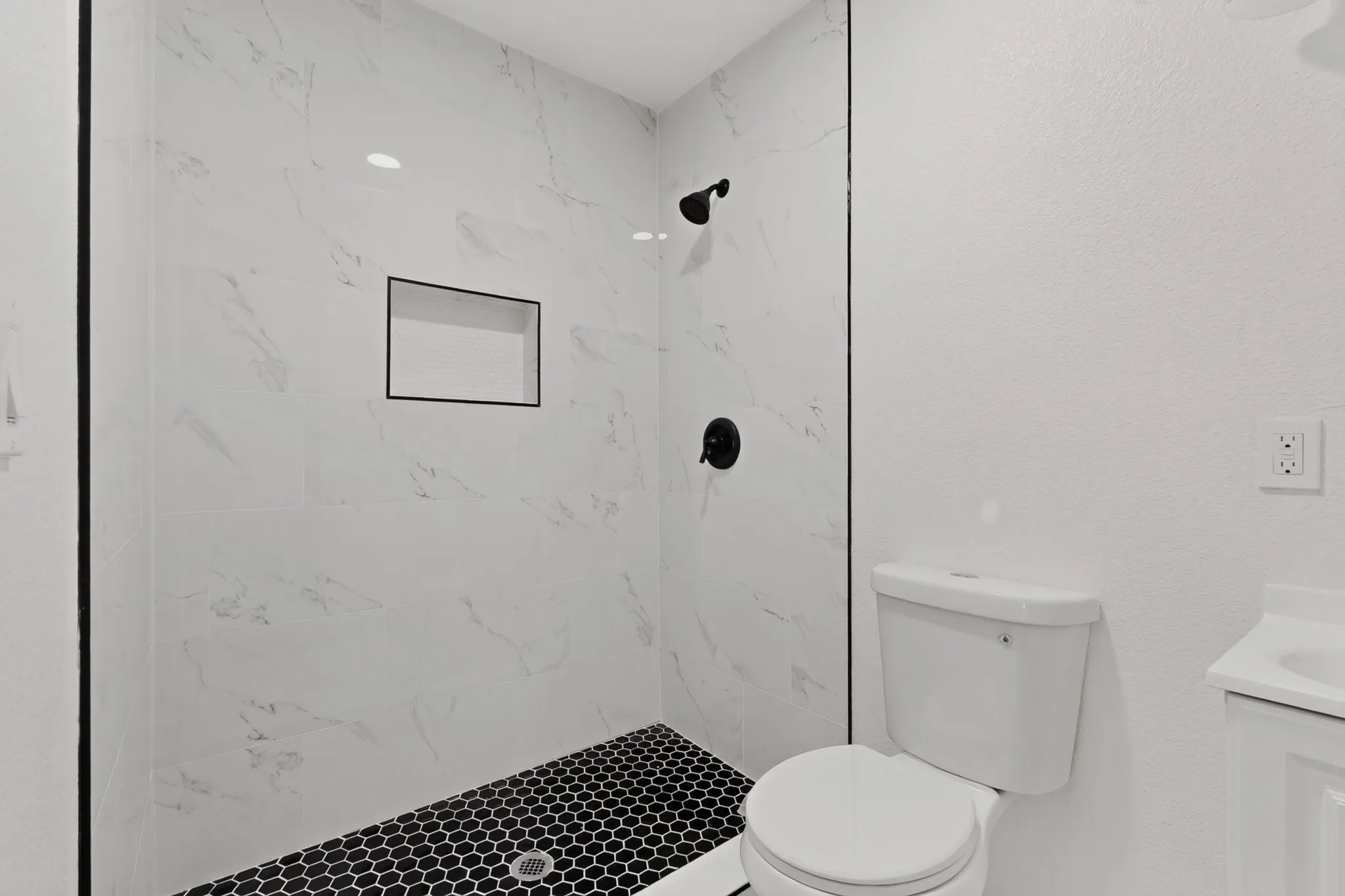 Single Family Residence For Sale in Dallas County , 3029 Forestdale Lane, Balch Springs, Texas 75180, 4 Bedroom, 3 Bathroom, Garage spaces, 1,261 Sqft, built in 1971, mls#21372601, Real Estate Agent in Balch Springs, Homes For Sale in Dallas county, Homes For Sale in Balch Springs, Realtor in Balch Springs Texas, Real Estate Brokerage Independent Realty Texas, Luminita Cordes Realtor