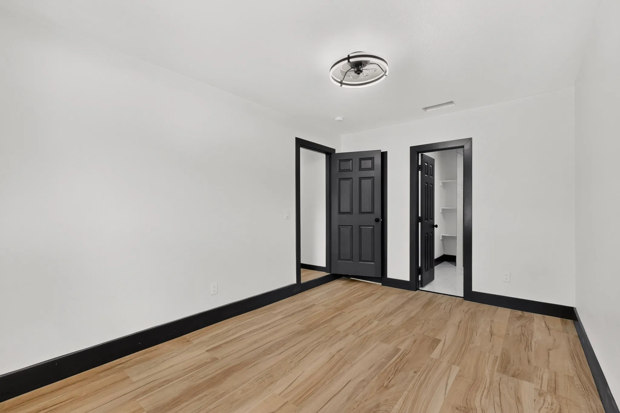 Single Family Residence For Sale in Dallas County , 3029 Forestdale Lane, Balch Springs, Texas 75180, 4 Bedroom, 3 Bathroom, Garage spaces, 1,261 Sqft, built in 1971, mls#21372601, Real Estate Agent in Balch Springs, Homes For Sale in Dallas county, Homes For Sale in Balch Springs, Realtor in Balch Springs Texas, Real Estate Brokerage Independent Realty Texas, Luminita Cordes Realtor