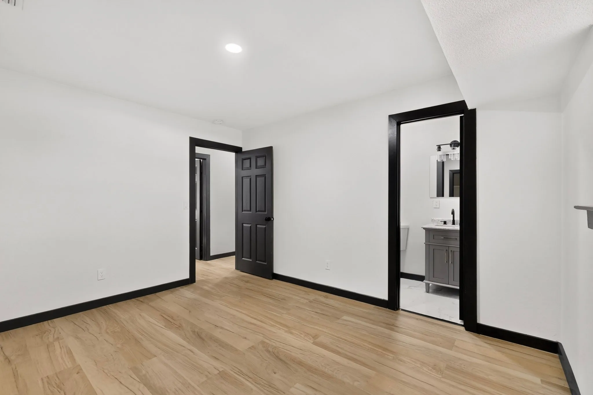 Single Family Residence For Sale in Dallas County , 3029 Forestdale Lane, Balch Springs, Texas 75180, 4 Bedroom, 3 Bathroom, Garage spaces, 1,261 Sqft, built in 1971, mls#21372601, Real Estate Agent in Balch Springs, Homes For Sale in Dallas county, Homes For Sale in Balch Springs, Realtor in Balch Springs Texas, Real Estate Brokerage Independent Realty Texas, Luminita Cordes Realtor