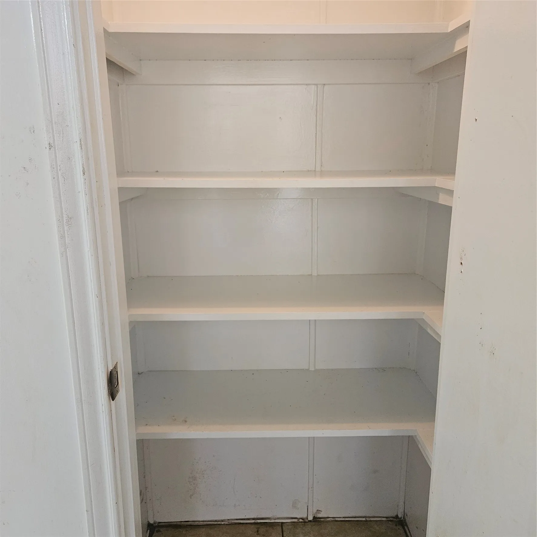 Single Family Residence For Sale in Ellis County , 134 Ridgeway Drive, Red Oak, Texas 75154, 3 Bedroom, 2 Bathroom, 2 Garage spaces, 1,532 Sqft, built in 1985, mls#21372874, Real Estate Agent in Red Oak, Homes For Sale in Ellis county, Homes For Sale in Red Oak, Realtor in Red Oak Texas, Real Estate Brokerage Independent Realty Texas, Luminita Cordes Realtor