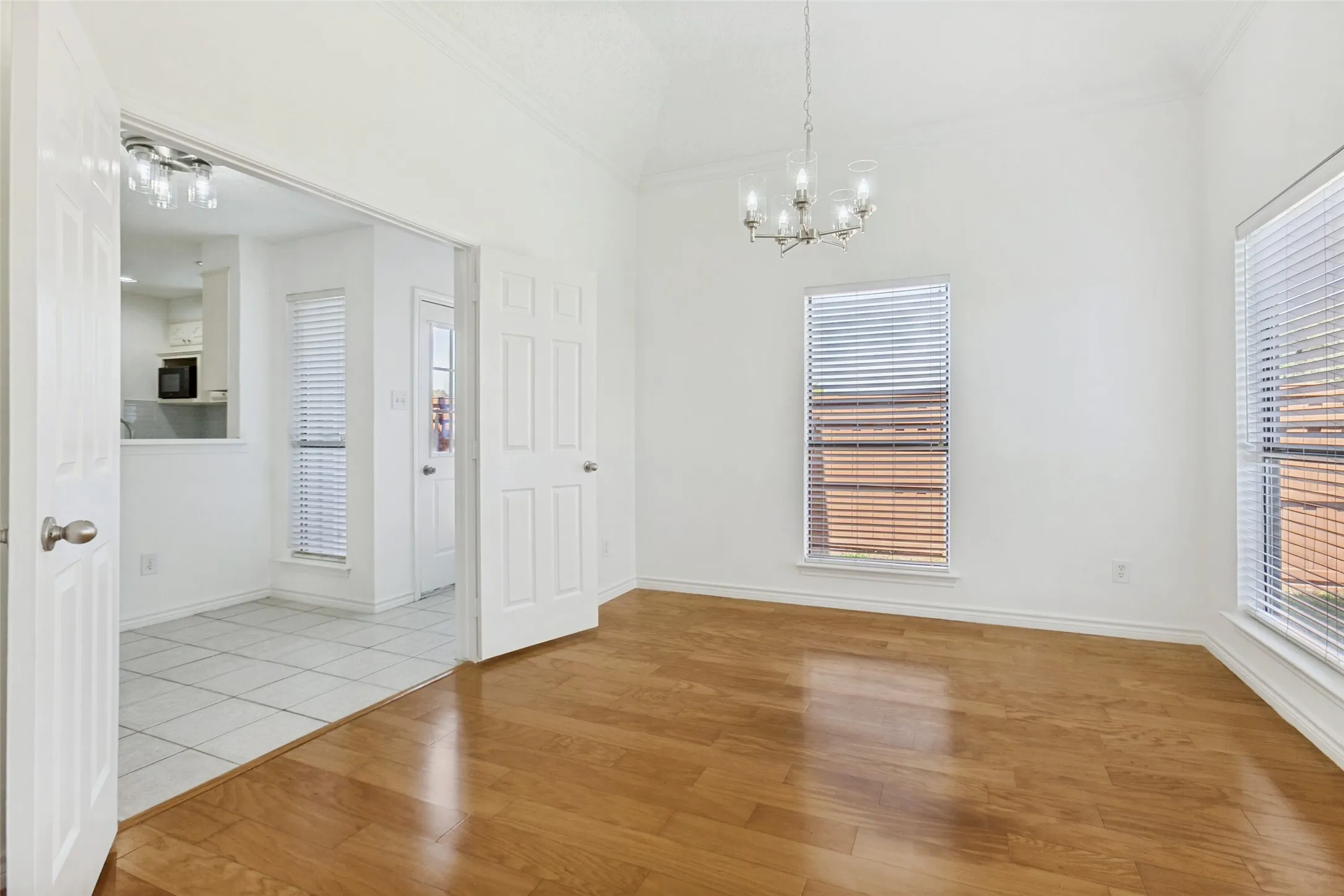 Single Family Residence For Rent in Dallas County , 703 Rams Court, Richardson, Texas 75081, 4 Bedroom, 3 Bathroom, 2 Garage spaces, 2,037 Sqft, built in 1991, mls#21370001, Real Estate Agent in Richardson, Homes For Rent in Dallas county, Homes For Rent in Richardson, Realtor in Richardson Texas, Real Estate Brokerage Independent Realty Texas, Luminita Cordes Realtor