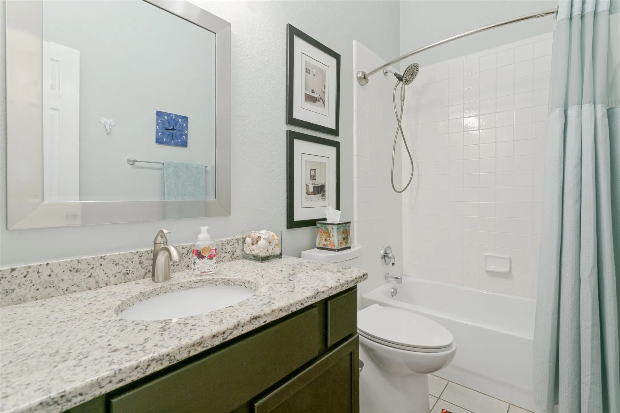 Single Family Residence For Sale in Tarrant County , 6721 Day Drive, Fort Worth, Texas 76132, 4 Bedroom, 2 Bathroom, 2 Garage spaces, 1,914 Sqft, built in 1999, mls#21372357, Real Estate Agent in Fort Worth, Homes For Sale in Tarrant county, Homes For Sale in Fort Worth, Realtor in Fort Worth Texas, Real Estate Brokerage Independent Realty Texas, Luminita Cordes Realtor