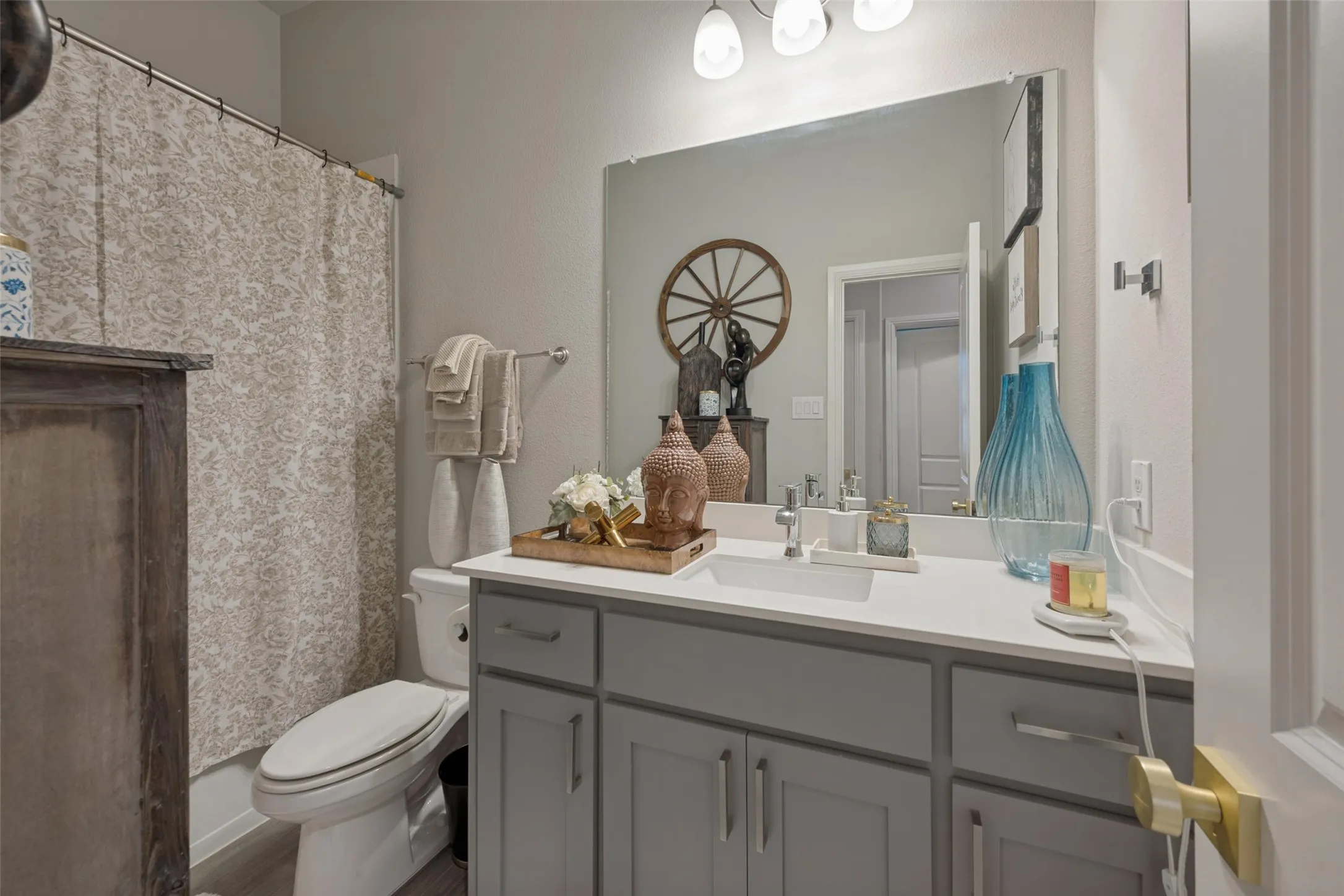 Single Family Residence For Sale in Tarrant County , 1117 Silver Oak Drive, Mansfield, Texas 76063, 4 Bedroom, 2 Bathroom, 2 Garage spaces, 2,000 Sqft, built in 2021, mls#21361343, Real Estate Agent in Mansfield, Homes For Sale in Tarrant county, Homes For Sale in Mansfield, Realtor in Mansfield Texas, Real Estate Brokerage Independent Realty Texas, Luminita Cordes Realtor