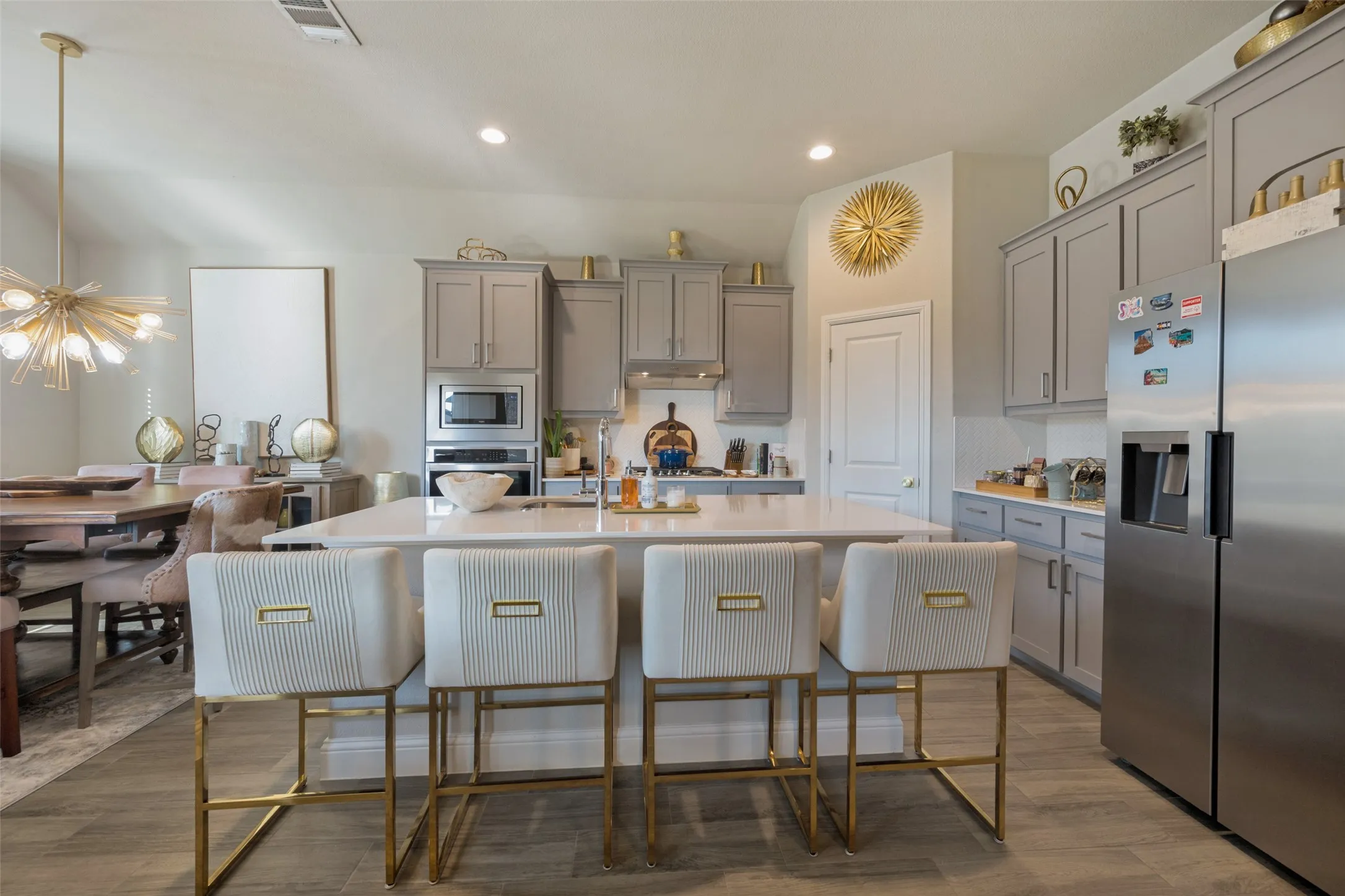 Single Family Residence For Sale in Tarrant County , 1117 Silver Oak Drive, Mansfield, Texas 76063, 4 Bedroom, 2 Bathroom, 2 Garage spaces, 2,000 Sqft, built in 2021, mls#21361343, Real Estate Agent in Mansfield, Homes For Sale in Tarrant county, Homes For Sale in Mansfield, Realtor in Mansfield Texas, Real Estate Brokerage Independent Realty Texas, Luminita Cordes Realtor