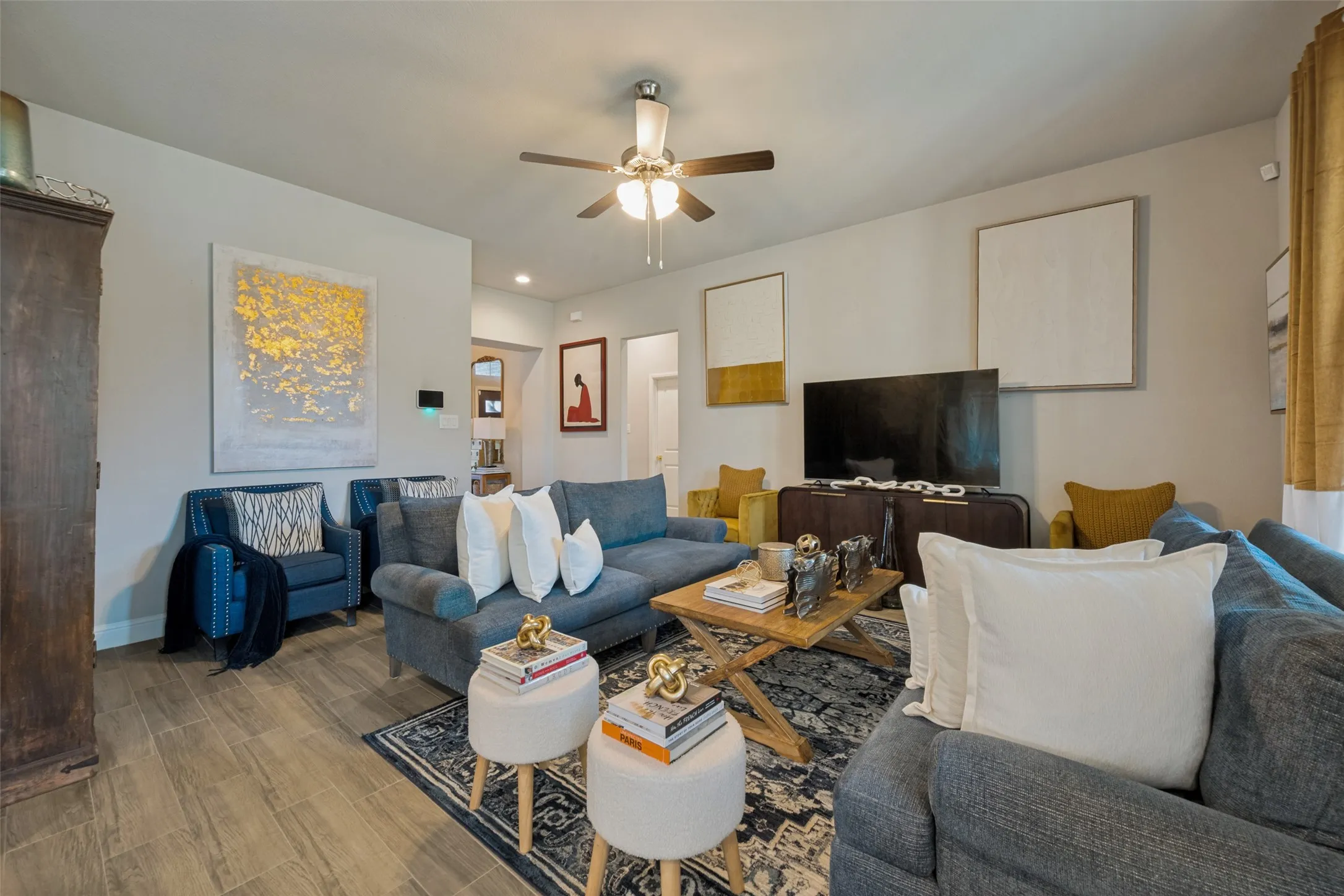 Single Family Residence For Sale in Tarrant County , 1117 Silver Oak Drive, Mansfield, Texas 76063, 4 Bedroom, 2 Bathroom, 2 Garage spaces, 2,000 Sqft, built in 2021, mls#21361343, Real Estate Agent in Mansfield, Homes For Sale in Tarrant county, Homes For Sale in Mansfield, Realtor in Mansfield Texas, Real Estate Brokerage Independent Realty Texas, Luminita Cordes Realtor