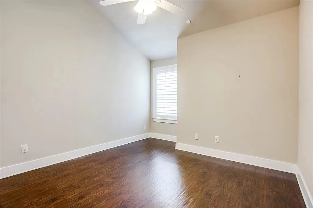 Townhouse For Sale in Collin County , 1409 Clarinet Lane, Plano, Texas 75074, 3 Bedroom, 3 Bathroom, 2 Garage spaces, 1,693 Sqft, built in 2014, mls#21372957, Real Estate Agent in Plano, Homes For Sale in Collin county, Homes For Sale in Plano, Realtor in Plano Texas, Real Estate Brokerage Independent Realty Texas, Luminita Cordes Realtor