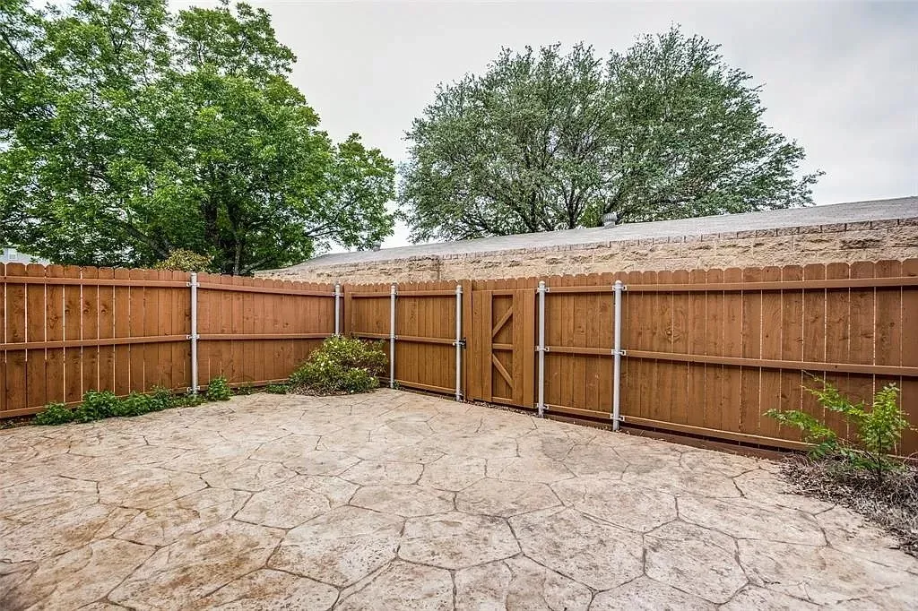 Townhouse For Sale in Collin County , 1409 Clarinet Lane, Plano, Texas 75074, 3 Bedroom, 3 Bathroom, 2 Garage spaces, 1,693 Sqft, built in 2014, mls#21372957, Real Estate Agent in Plano, Homes For Sale in Collin county, Homes For Sale in Plano, Realtor in Plano Texas, Real Estate Brokerage Independent Realty Texas, Luminita Cordes Realtor