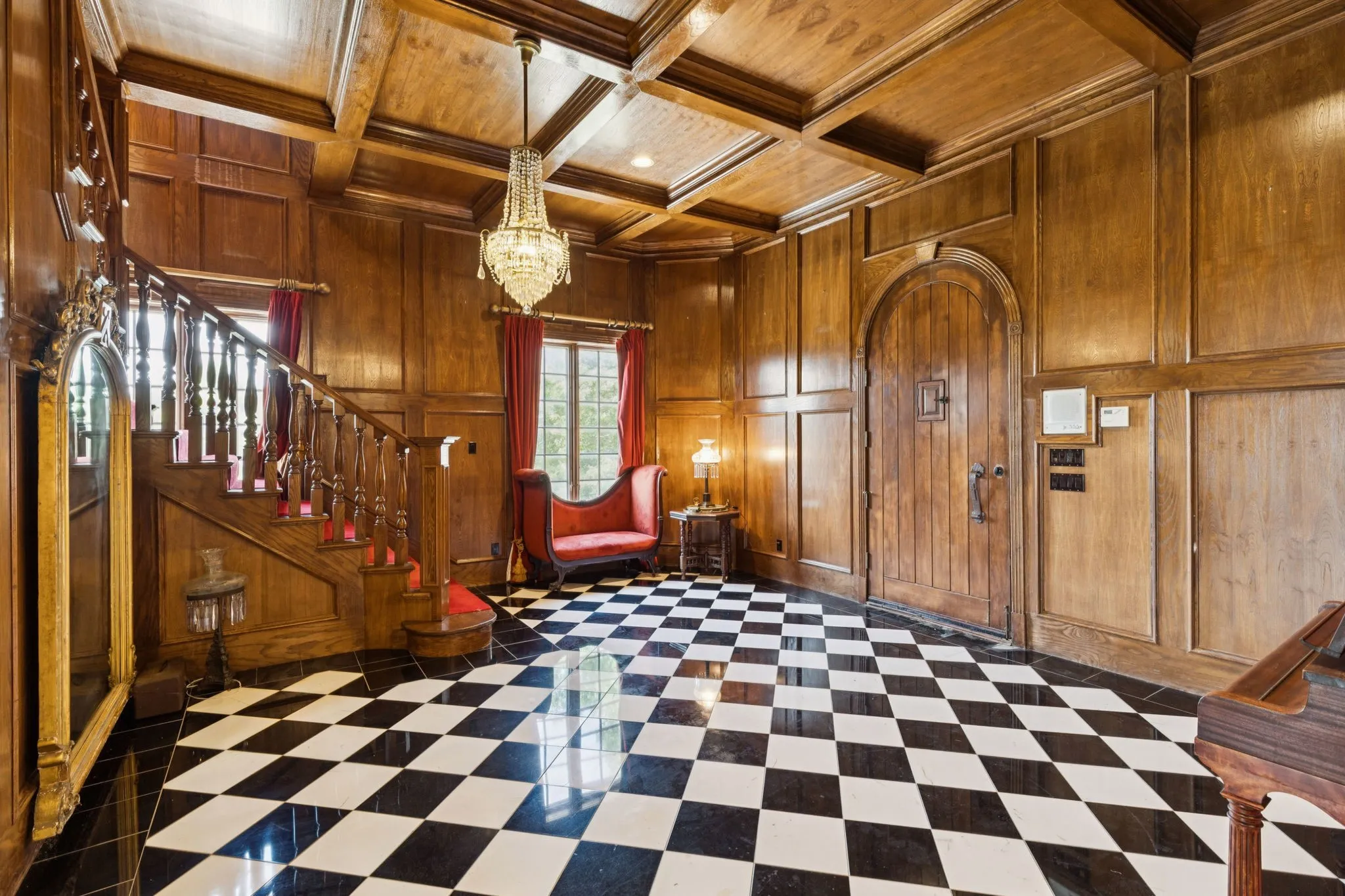 Single Family Residence For Sale in Tarrant County , 9888 Boat Club Road, Fort Worth, Texas 76179, 4 Bedroom, 5 Bathroom, 4 Garage spaces, 6,561 Sqft, built in 1998, mls#21372959, Real Estate Agent in Fort Worth, Homes For Sale in Tarrant county, Homes For Sale in Fort Worth, Realtor in Fort Worth Texas, Real Estate Brokerage Independent Realty Texas, Luminita Cordes Realtor