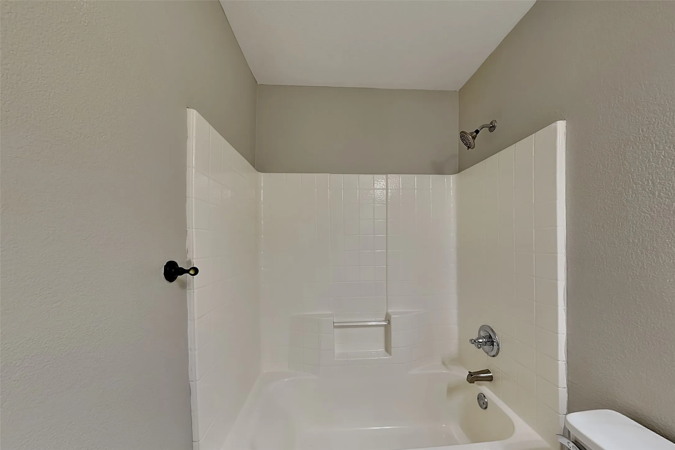 Single Family Residence For Rent in Tarrant County , 300 Lottie Lane, Saginaw, Texas 76179, 3 Bedroom, 2 Bathroom, 2 Garage spaces, 2,198 Sqft, built in 2004, mls#21372974, Real Estate Agent in Saginaw, Homes For Rent in Tarrant county, Homes For Rent in Saginaw, Realtor in Saginaw Texas, Real Estate Brokerage Independent Realty Texas, Luminita Cordes Realtor