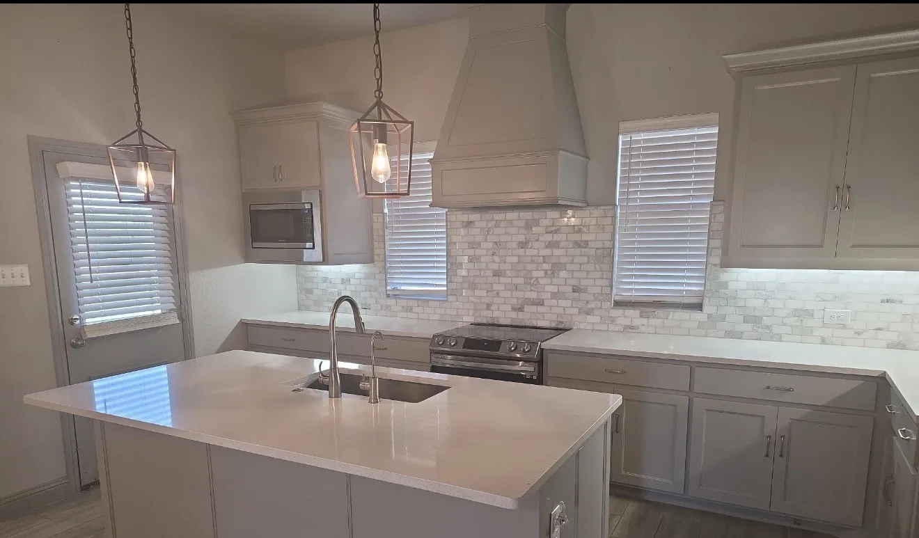 Single Family Residence For Sale in Parker County , 100 Aslan Road, Poolville, Texas 76487, 3 Bedroom, 3 Bathroom, 2 Garage spaces, 2,246 Sqft, built in 2022, mls#21372858, Real Estate Agent in Poolville, Homes For Sale in Parker county, Homes For Sale in Poolville, Realtor in Poolville Texas, Real Estate Brokerage Independent Realty Texas, Luminita Cordes Realtor