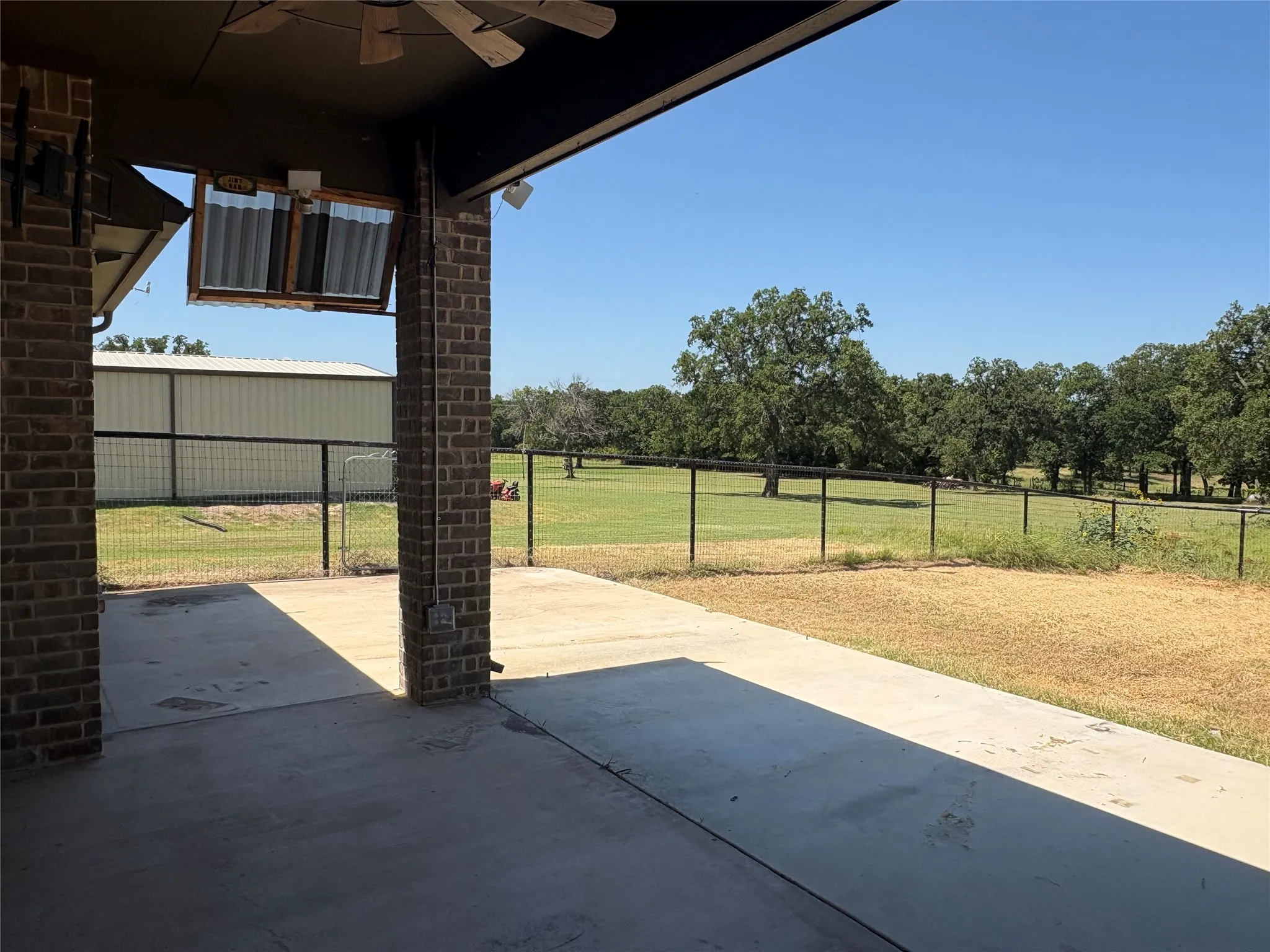 Single Family Residence For Sale in Parker County , 100 Aslan Road, Poolville, Texas 76487, 3 Bedroom, 3 Bathroom, 2 Garage spaces, 2,246 Sqft, built in 2022, mls#21372858, Real Estate Agent in Poolville, Homes For Sale in Parker county, Homes For Sale in Poolville, Realtor in Poolville Texas, Real Estate Brokerage Independent Realty Texas, Luminita Cordes Realtor