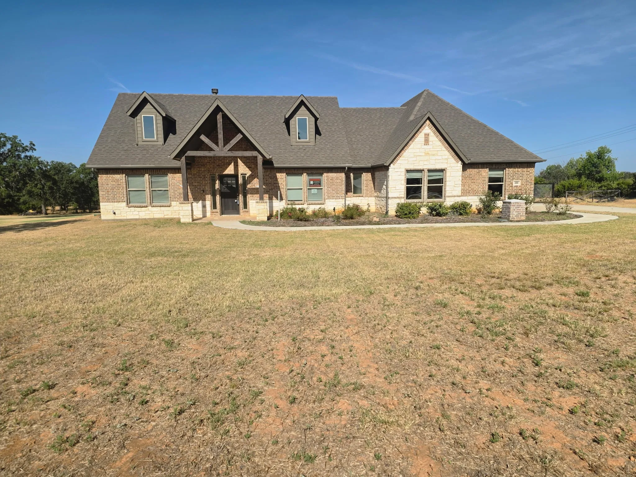Single Family Residence For Sale in Parker County , 100 Aslan Road, Poolville, Texas 76487, 3 Bedroom, 3 Bathroom, 2 Garage spaces, 2,246 Sqft, built in 2022, mls#21372858, Real Estate Agent in Poolville, Homes For Sale in Parker county, Homes For Sale in Poolville, Realtor in Poolville Texas, Real Estate Brokerage Independent Realty Texas, Luminita Cordes Realtor