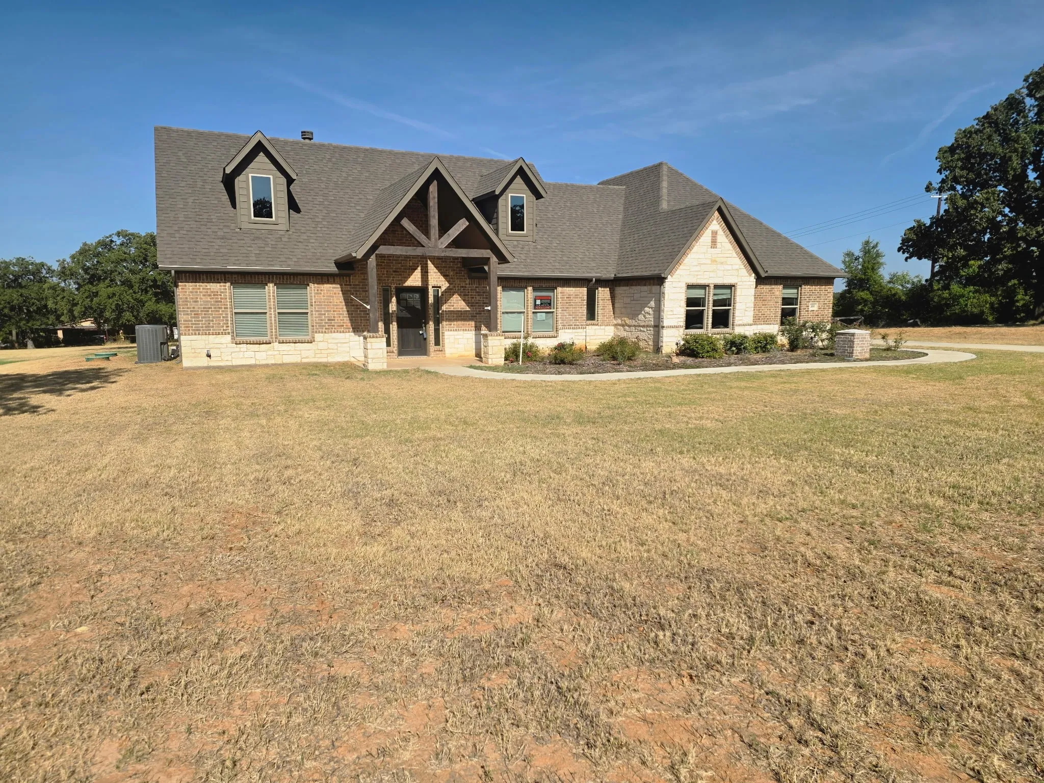 Single Family Residence For Sale in Parker County , 100 Aslan Road, Poolville, Texas 76487, 3 Bedroom, 3 Bathroom, 2 Garage spaces, 2,246 Sqft, built in 2022, mls#21372858, Real Estate Agent in Poolville, Homes For Sale in Parker county, Homes For Sale in Poolville, Realtor in Poolville Texas, Real Estate Brokerage Independent Realty Texas, Luminita Cordes Realtor