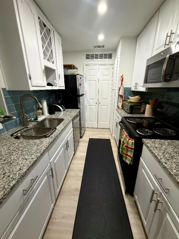 Condominium For Rent in Dallas County , 8404 Forest Lane 305, Dallas, Texas 75243, 1 Bedroom, 2 Bathroom, Garage spaces, 928 Sqft, built in 1984, mls#21372963, Real Estate Agent in Dallas, Homes For Rent in Dallas county, Homes For Rent in Dallas, Realtor in Dallas Texas, Real Estate Brokerage Independent Realty Texas, Luminita Cordes Realtor