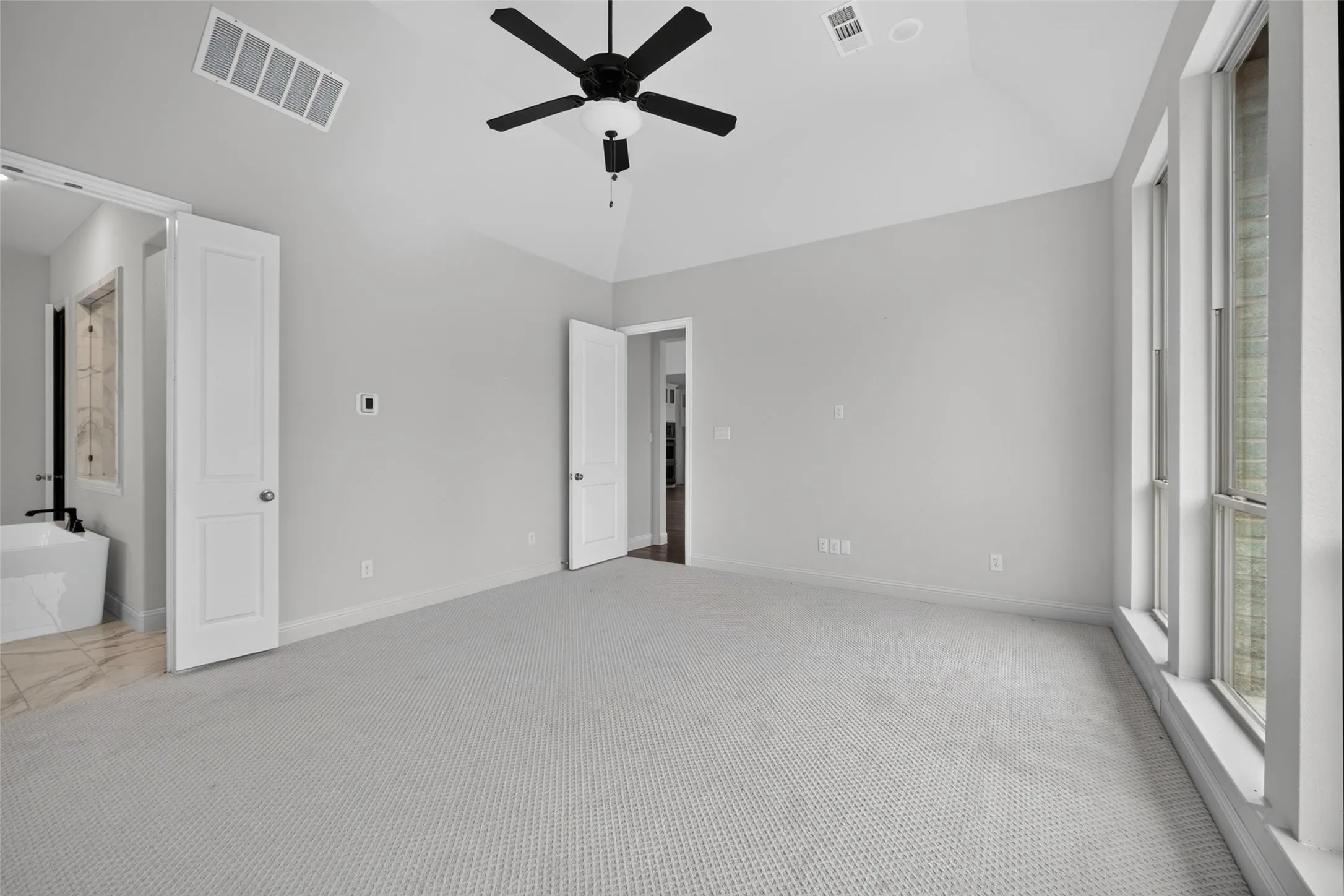 Single Family Residence For Rent in Johnson County , 1316 Limestone Ridge Road, Mansfield, Texas 76063, 4 Bedroom, 5 Bathroom, 3 Garage spaces, 4,063 Sqft, built in 2022, mls#21369828, Real Estate Agent in Mansfield, Homes For Rent in Johnson county, Homes For Rent in Mansfield, Realtor in Mansfield Texas, Real Estate Brokerage Independent Realty Texas, Luminita Cordes Realtor