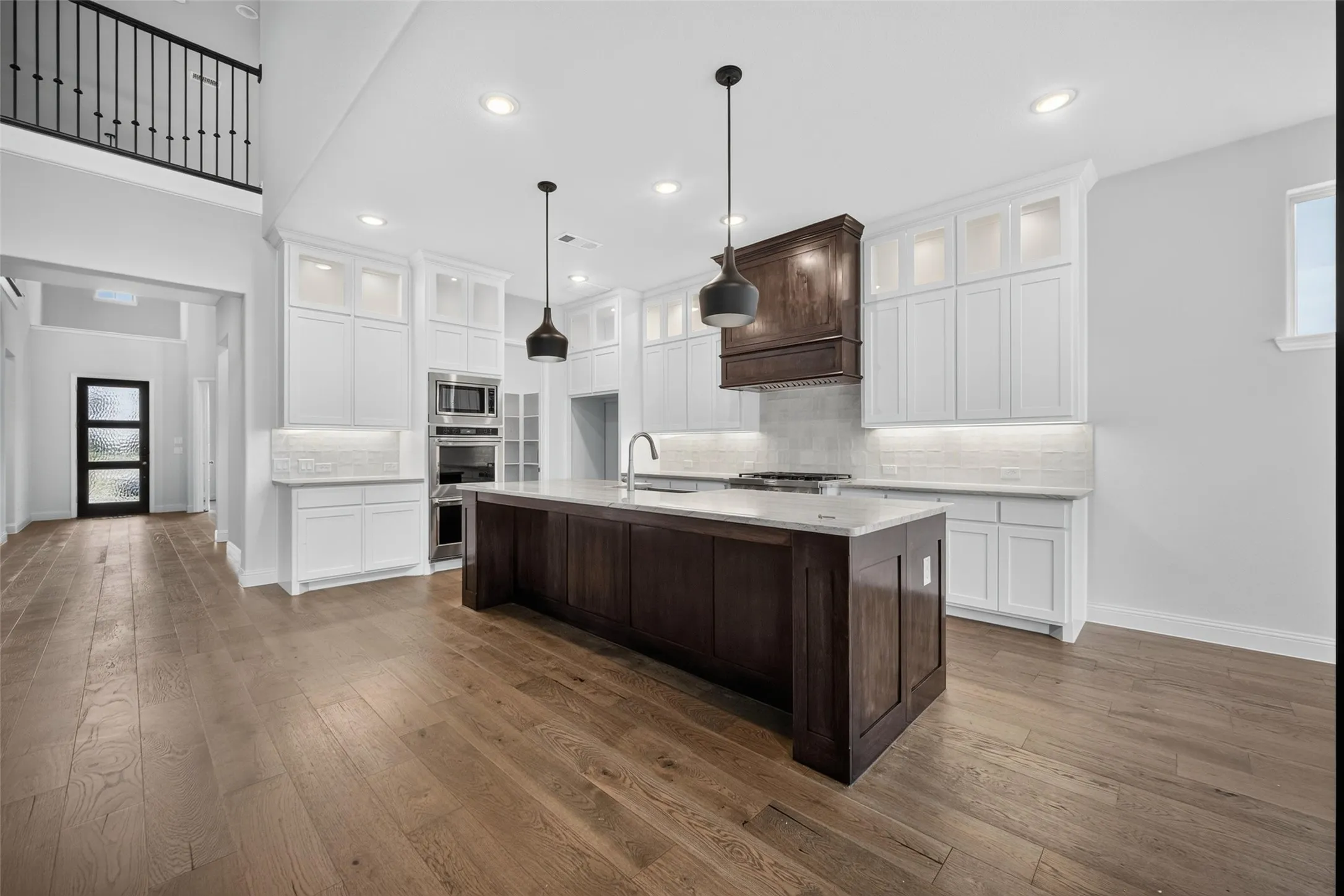 Single Family Residence For Rent in Johnson County , 1316 Limestone Ridge Road, Mansfield, Texas 76063, 4 Bedroom, 5 Bathroom, 3 Garage spaces, 4,063 Sqft, built in 2022, mls#21369828, Real Estate Agent in Mansfield, Homes For Rent in Johnson county, Homes For Rent in Mansfield, Realtor in Mansfield Texas, Real Estate Brokerage Independent Realty Texas, Luminita Cordes Realtor