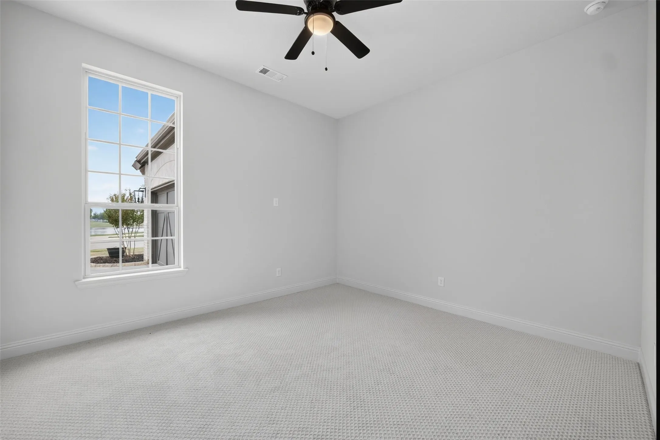 Single Family Residence For Rent in Johnson County , 1316 Limestone Ridge Road, Mansfield, Texas 76063, 4 Bedroom, 5 Bathroom, 3 Garage spaces, 4,063 Sqft, built in 2022, mls#21369828, Real Estate Agent in Mansfield, Homes For Rent in Johnson county, Homes For Rent in Mansfield, Realtor in Mansfield Texas, Real Estate Brokerage Independent Realty Texas, Luminita Cordes Realtor