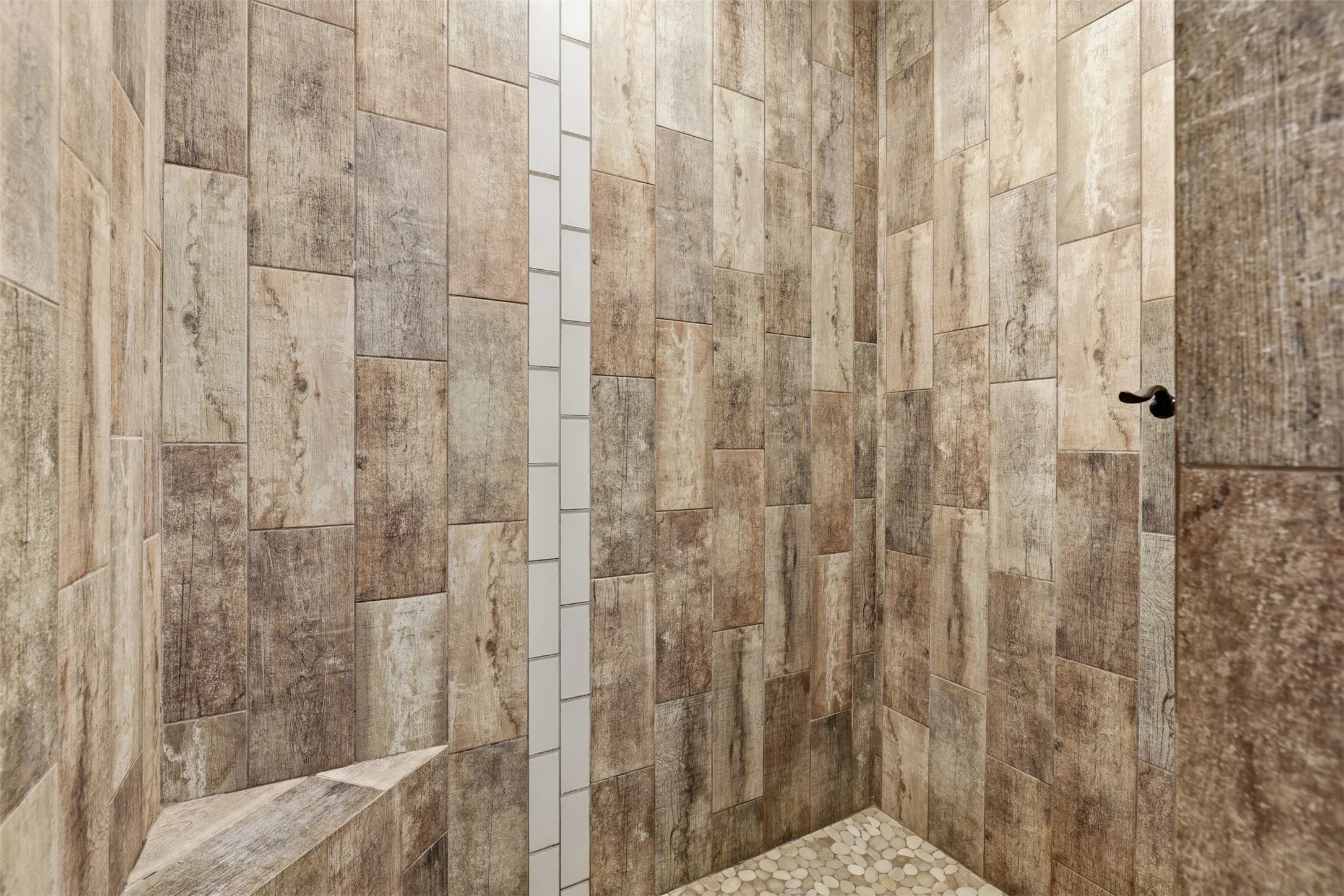 Primary shower
