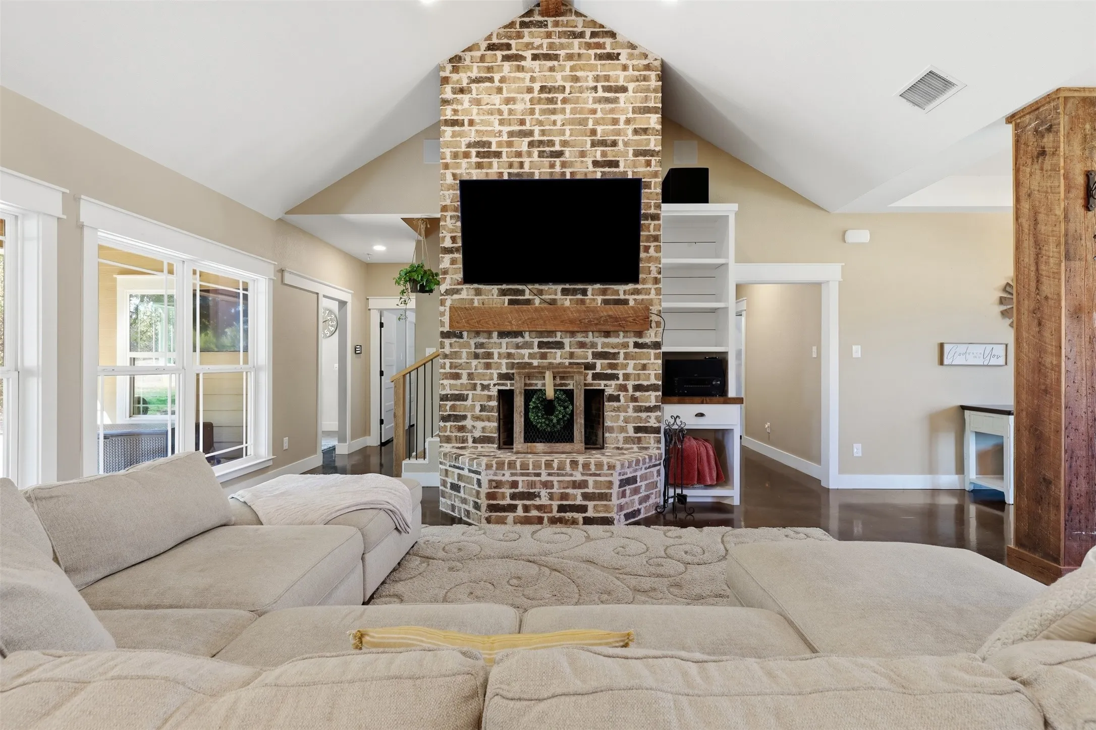 Single Family Residence For Sale in Erath County , 3570 County Road 180, Stephenville, Texas 76401, 4 Bedroom, 4 Bathroom, Garage spaces, 2,655 Sqft, built in 2016, mls#21372983, Real Estate Agent in Stephenville, Homes For Sale in Erath county, Homes For Sale in Stephenville, Realtor in Stephenville Texas, Real Estate Brokerage Independent Realty Texas, Luminita Cordes Realtor