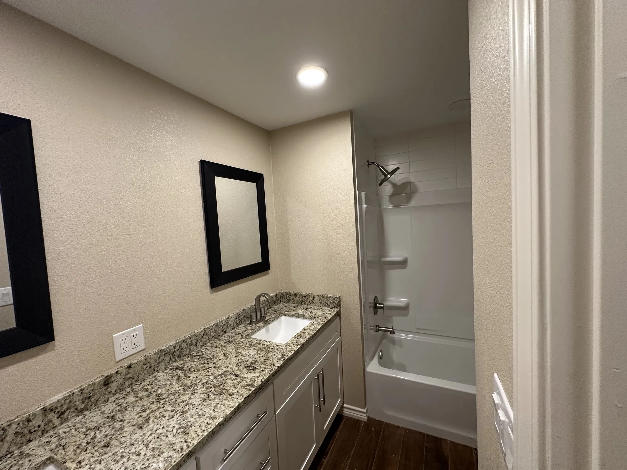 Single Family Residence For Rent in Dallas County , 1418 Homestead Place, Garland, Texas 75044, 4 Bedroom, 2 Bathroom, 1 Garage spaces, 1,850 Sqft, built in 1970, mls#21372997, Real Estate Agent in Garland, Homes For Rent in Dallas county, Homes For Rent in Garland, Realtor in Garland Texas, Real Estate Brokerage Independent Realty Texas, Luminita Cordes Realtor