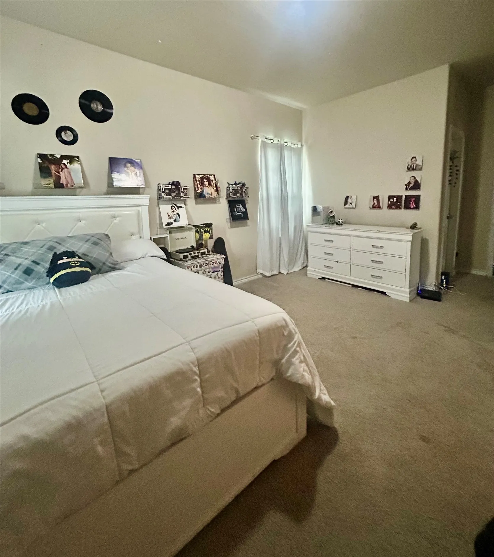 Single Family Residence For Sale in Dallas County , 2807 Ainwick Court, Dallas, Texas 75227, 4 Bedroom, 3 Bathroom, 1 Garage spaces, 1,958 Sqft, built in 2019, mls#21370736, Real Estate Agent in Dallas, Homes For Sale in Dallas county, Homes For Sale in Dallas, Realtor in Dallas Texas, Real Estate Brokerage Independent Realty Texas, Luminita Cordes Realtor