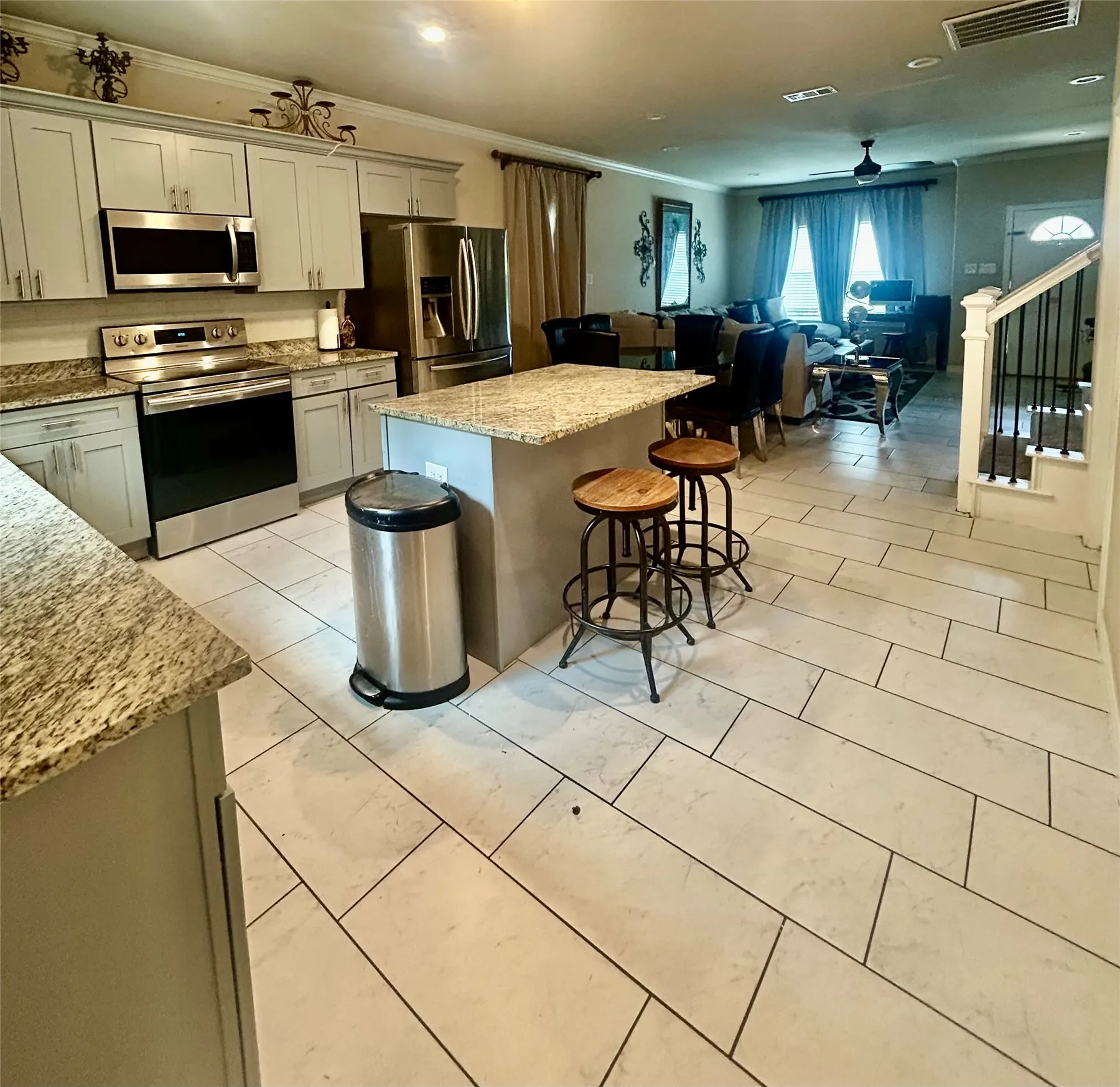 Single Family Residence For Sale in Dallas County , 2807 Ainwick Court, Dallas, Texas 75227, 4 Bedroom, 3 Bathroom, 1 Garage spaces, 1,958 Sqft, built in 2019, mls#21370736, Real Estate Agent in Dallas, Homes For Sale in Dallas county, Homes For Sale in Dallas, Realtor in Dallas Texas, Real Estate Brokerage Independent Realty Texas, Luminita Cordes Realtor