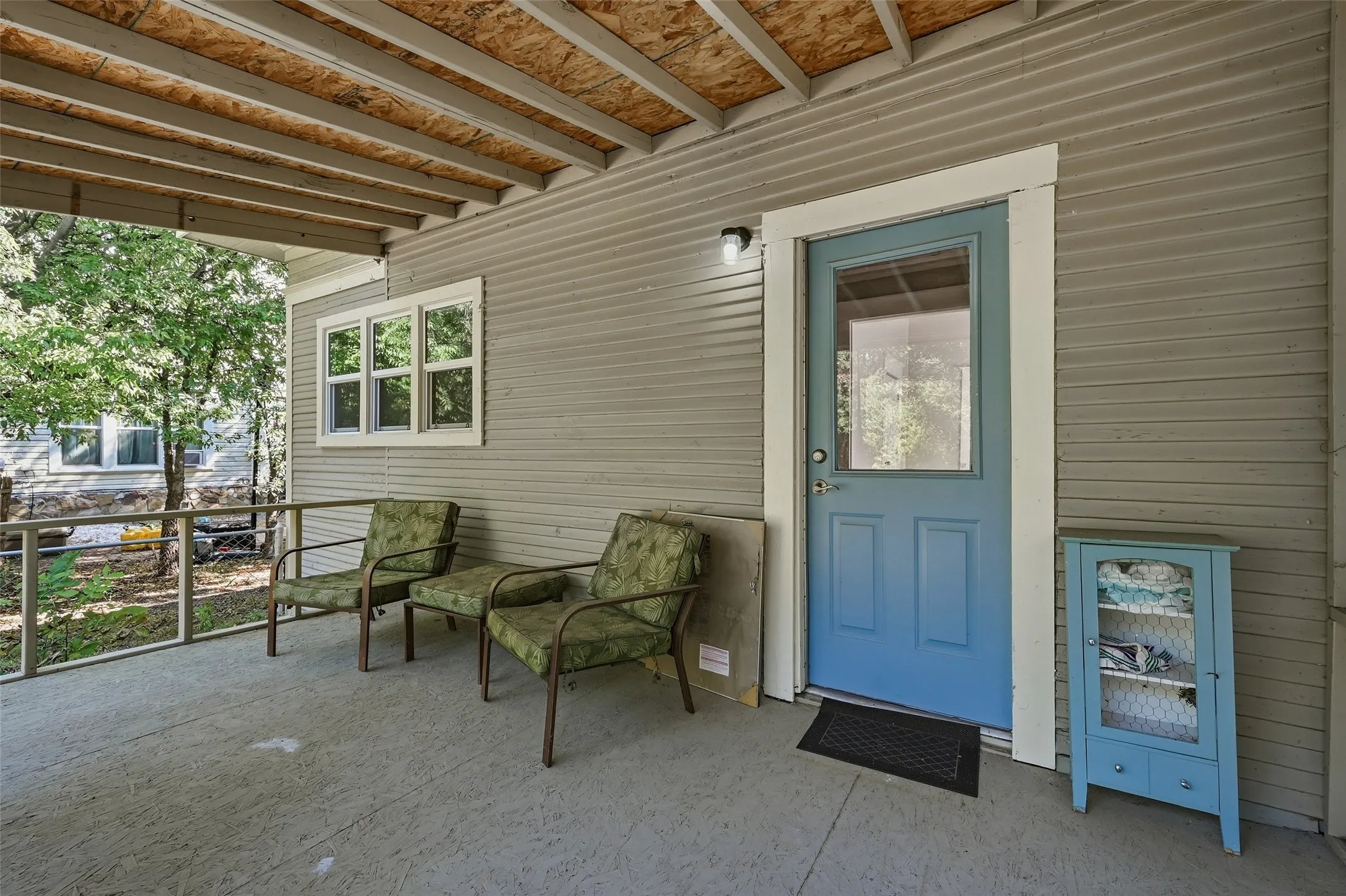 Single Family Residence For Sale in Grayson County , 512 S Elm Street, Sherman, Texas 75090, 2 Bedroom, 1 Bathroom, Garage spaces, 1,372 Sqft, built in 1920, mls#21369020, Real Estate Agent in Sherman, Homes For Sale in Grayson county, Homes For Sale in Sherman, Realtor in Sherman Texas, Real Estate Brokerage Independent Realty Texas, Luminita Cordes Realtor