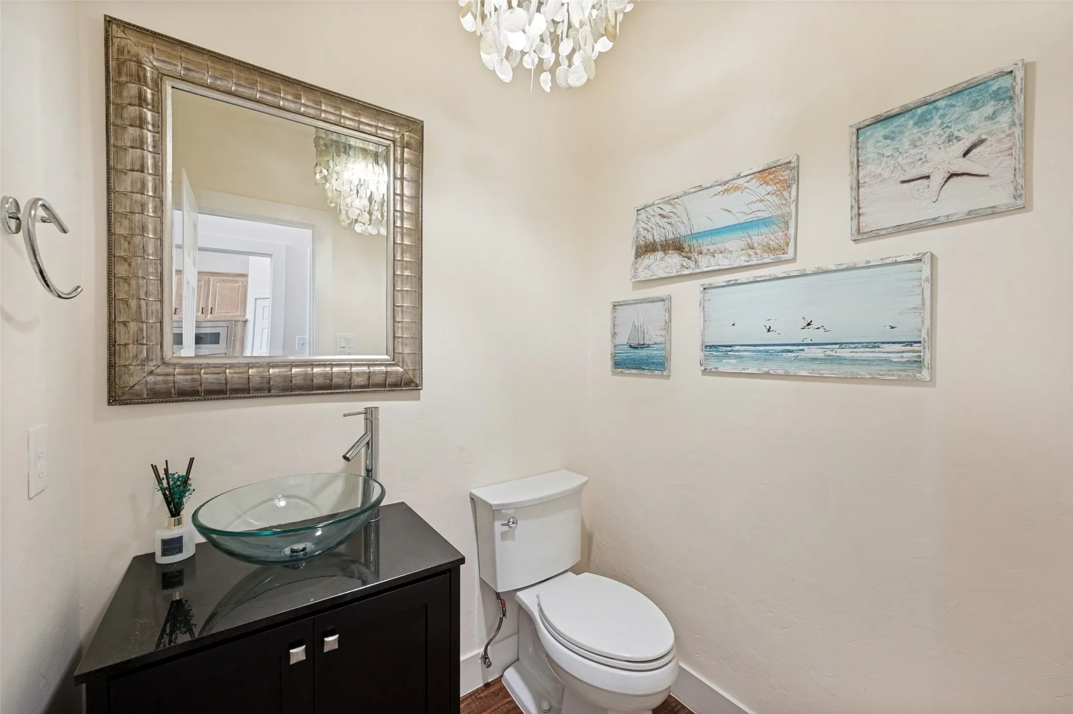 Powder bath
