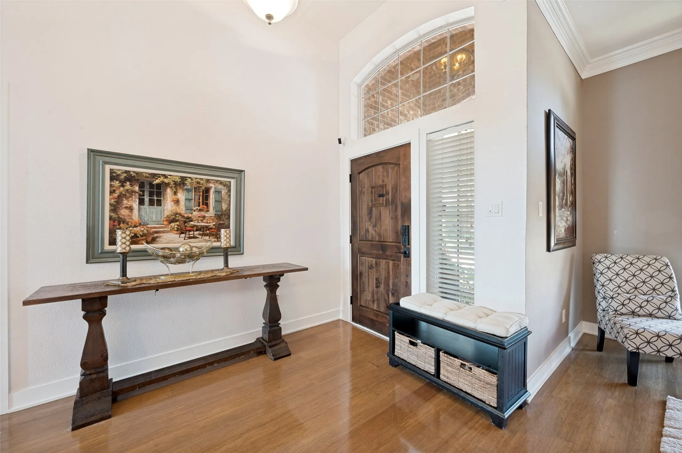 Wood-finish flooring entryway