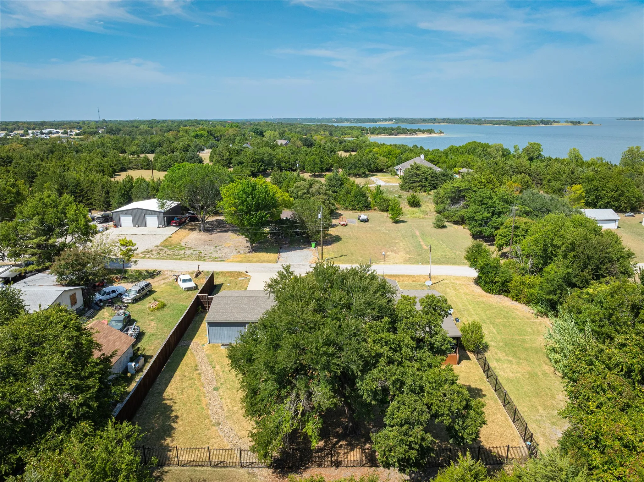 Mobile Home For Sale in Collin County , 11482 County Road 440, Princeton, Texas 75407, 3 Bedroom, 2 Bathroom, 3 Garage spaces, 1,680 Sqft, built in 2017, mls#21372245, Real Estate Agent in Princeton, Homes For Sale in Collin county, Homes For Sale in Princeton, Realtor in Princeton Texas, Real Estate Brokerage Independent Realty Texas, Luminita Cordes Realtor