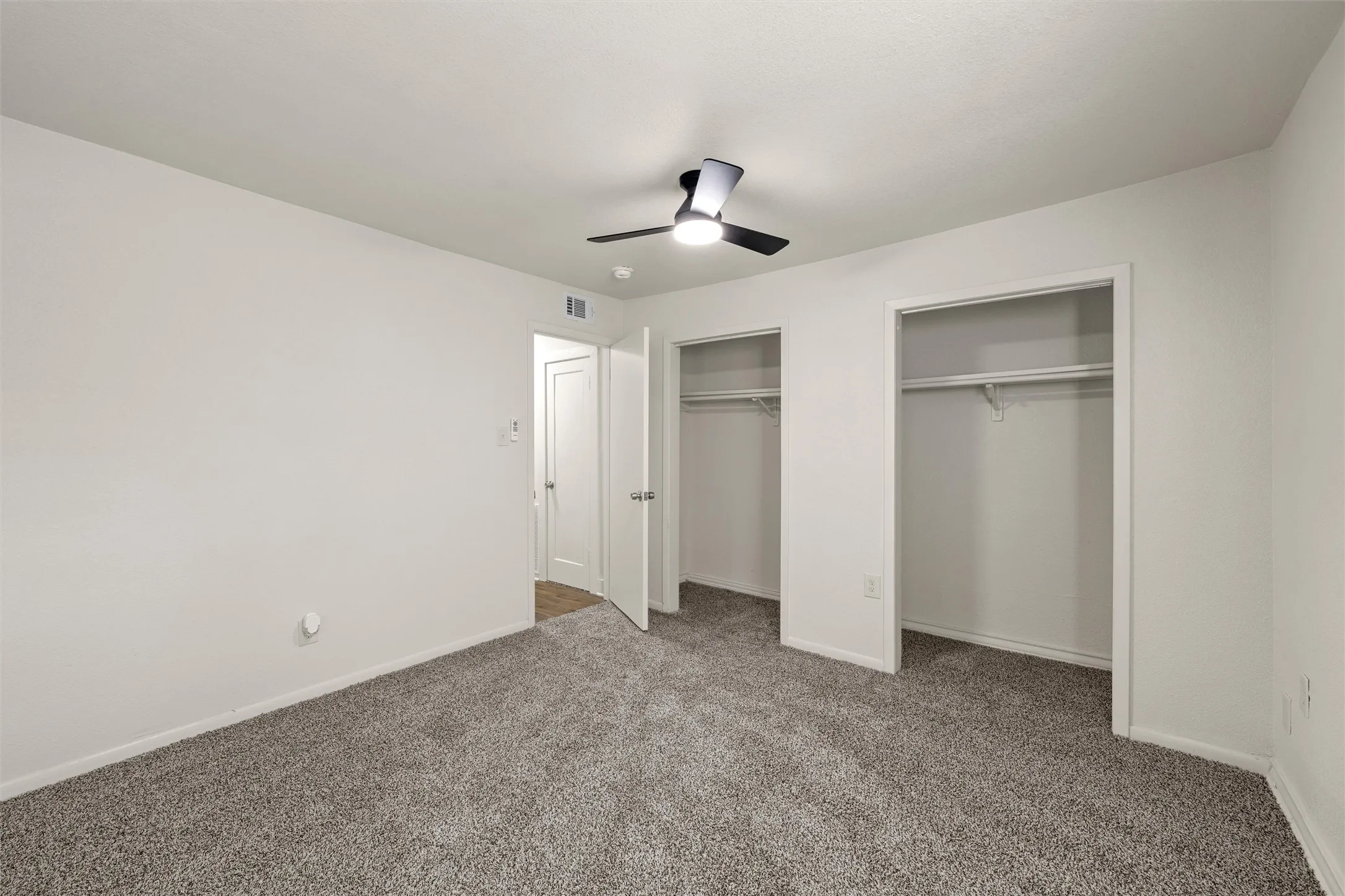 Single Family Residence For Sale in Mc Lennan County , 2112 Lasker Avenue, Waco, Texas 76707, 4 Bedroom, 1 Bathroom, Garage spaces, 1,160 Sqft, built in 1946, mls#21372181, Real Estate Agent in Waco, Homes For Sale in Mc Lennan county, Homes For Sale in Waco, Realtor in Waco Texas, Real Estate Brokerage Independent Realty Texas, Luminita Cordes Realtor