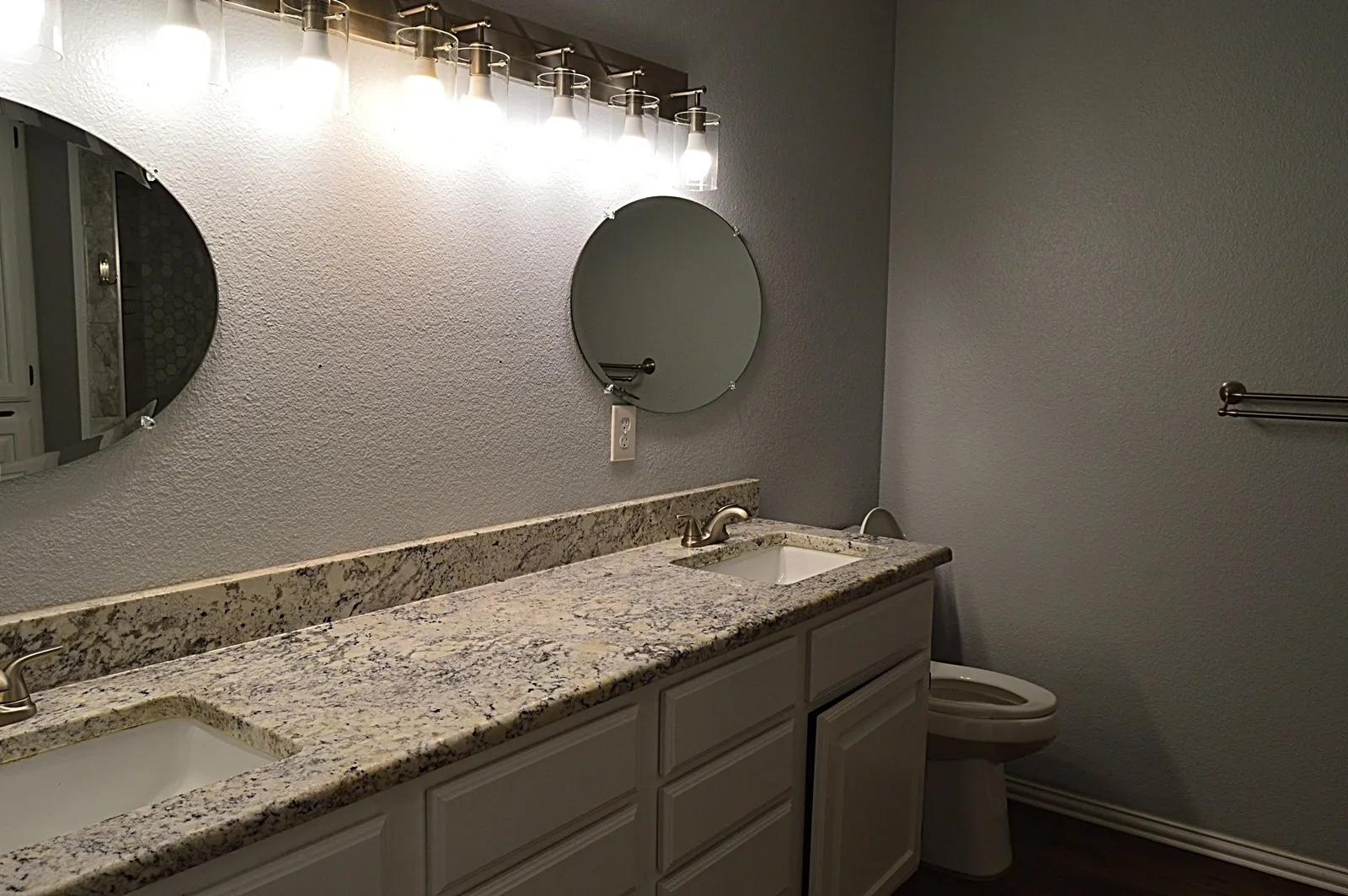 Single Family Residence For Sale in Rains County , 4881 White Rock, Lone Oak, Texas 75453, 2 Bedroom, 2 Bathroom, 2 Garage spaces, 1,200 Sqft, built in 1994, mls#21373005, Real Estate Agent in Lone Oak, Homes For Sale in Rains county, Homes For Sale in Lone Oak, Realtor in Lone Oak Texas, Real Estate Brokerage Independent Realty Texas, Luminita Cordes Realtor